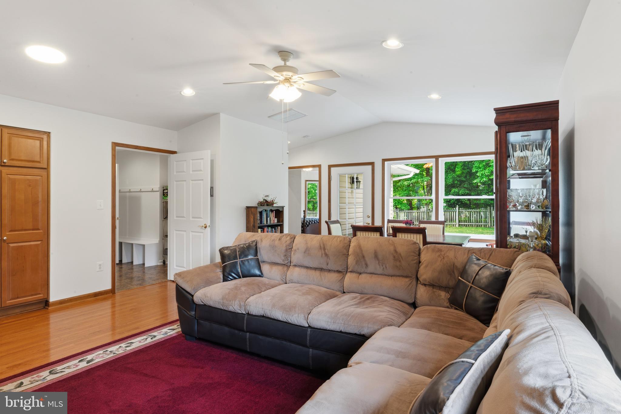 BEAVERBROOK - Residential