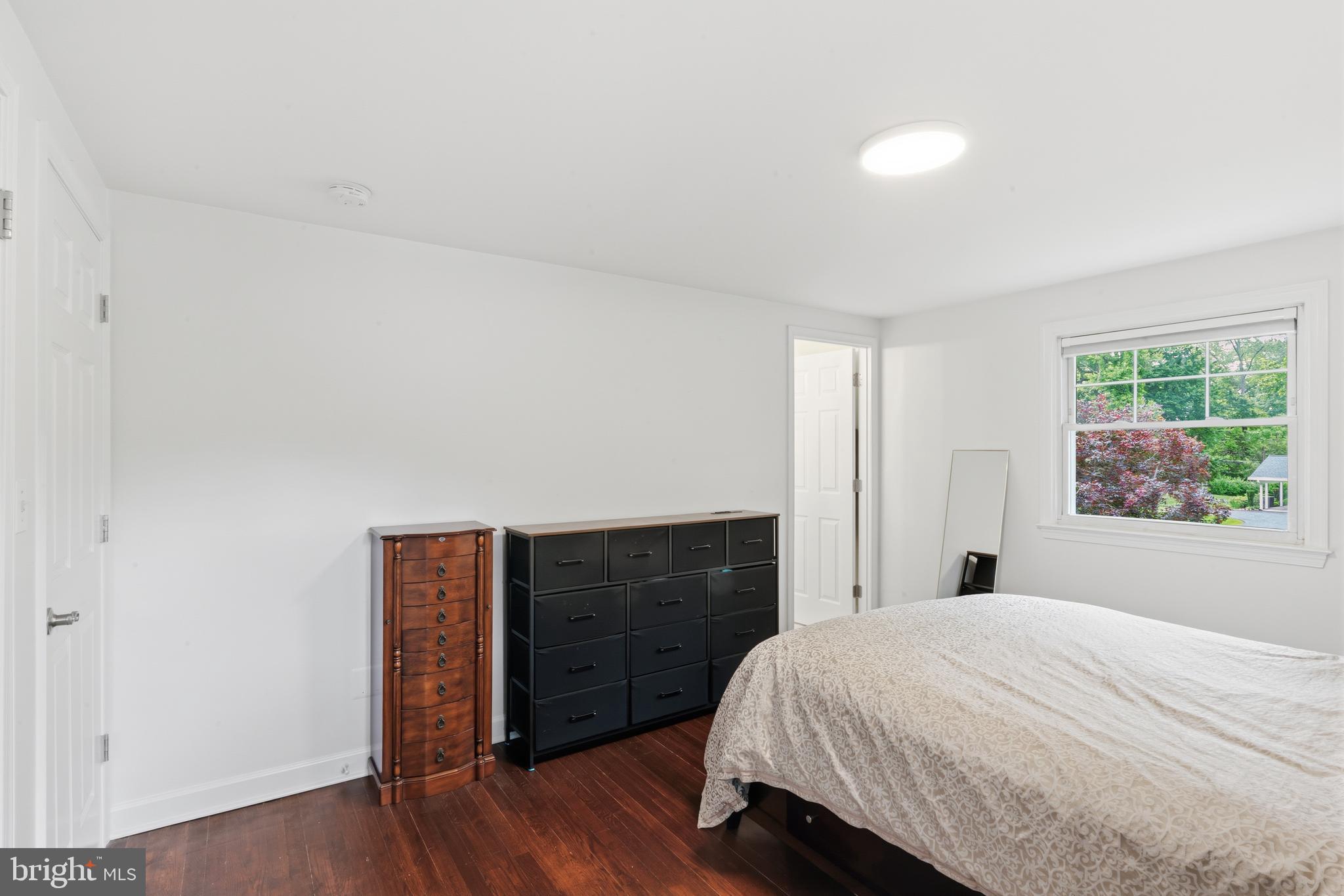 BEAVERBROOK - Residential
