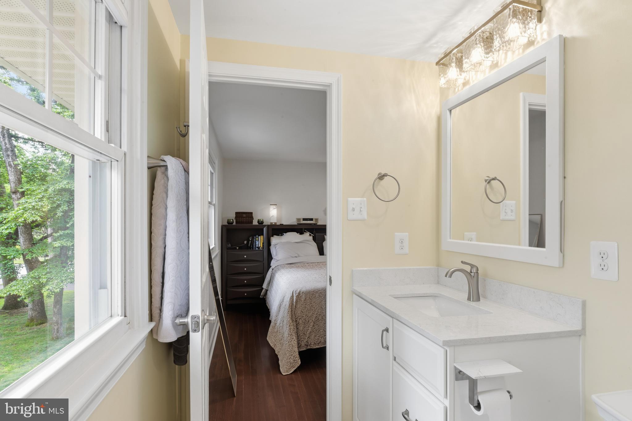 BEAVERBROOK - Residential