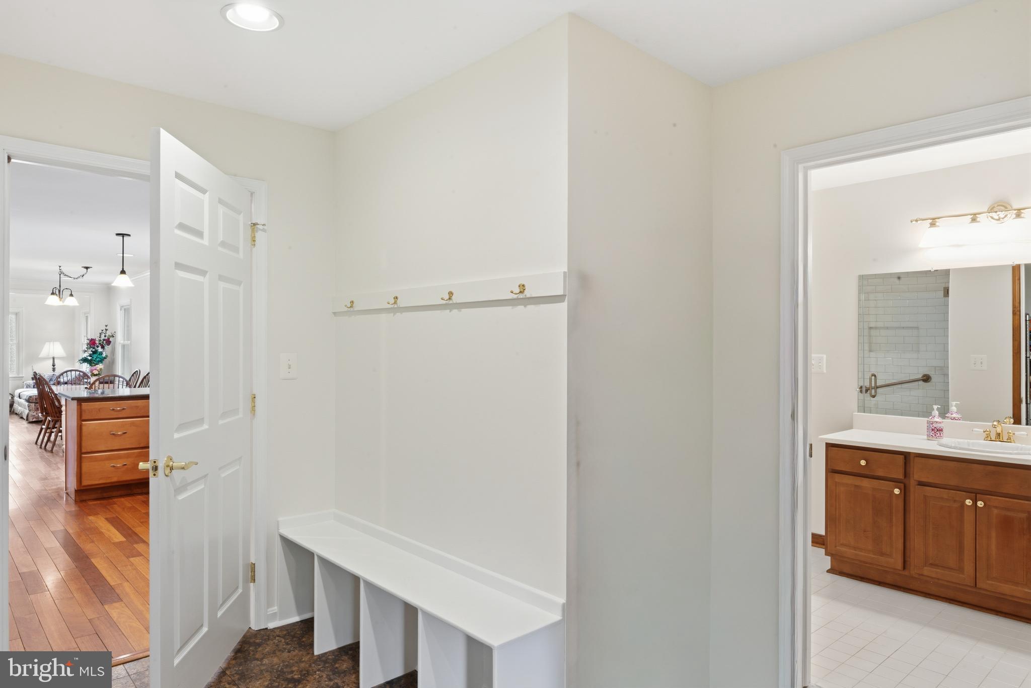 BEAVERBROOK - Residential