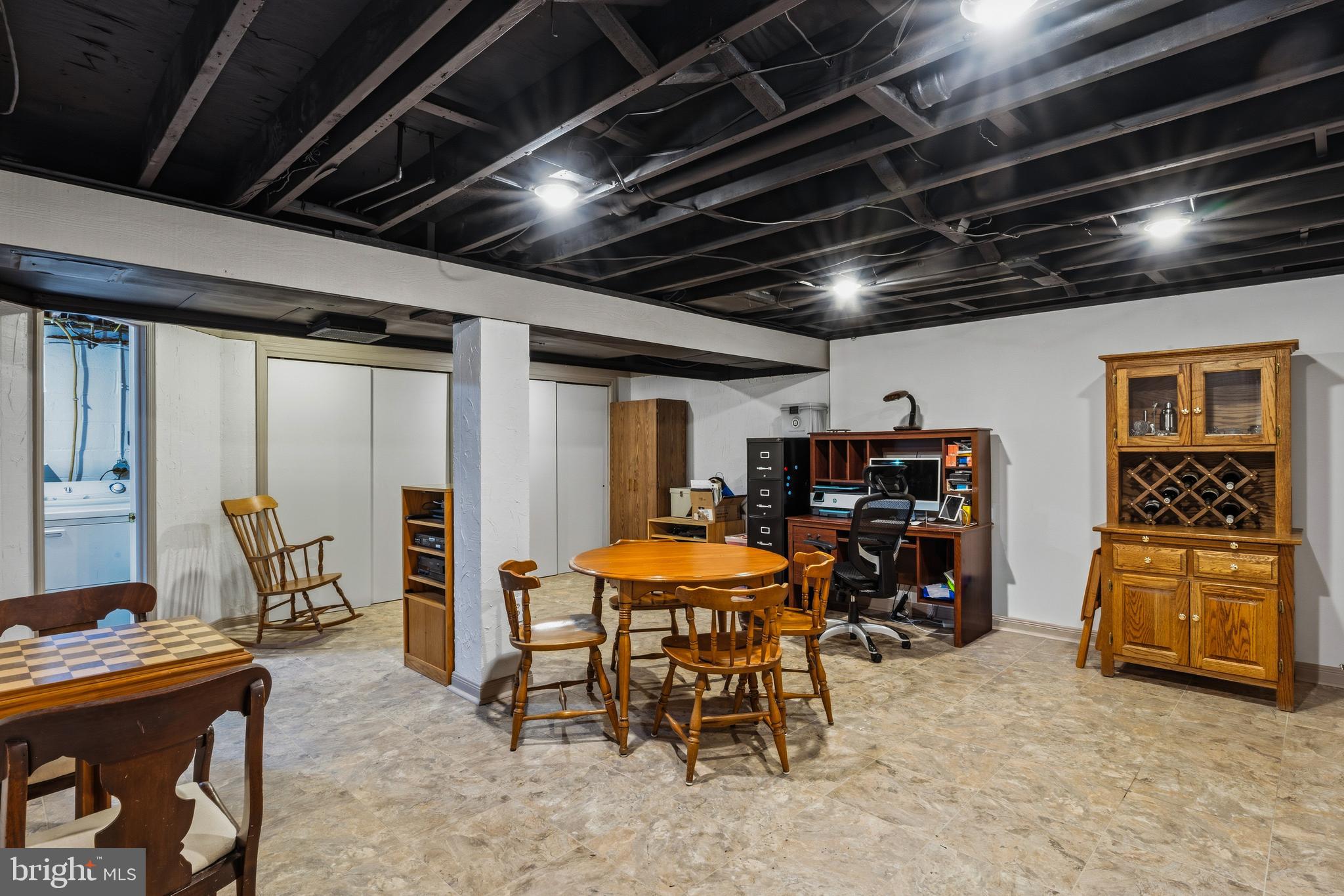 BEAVERBROOK - Residential