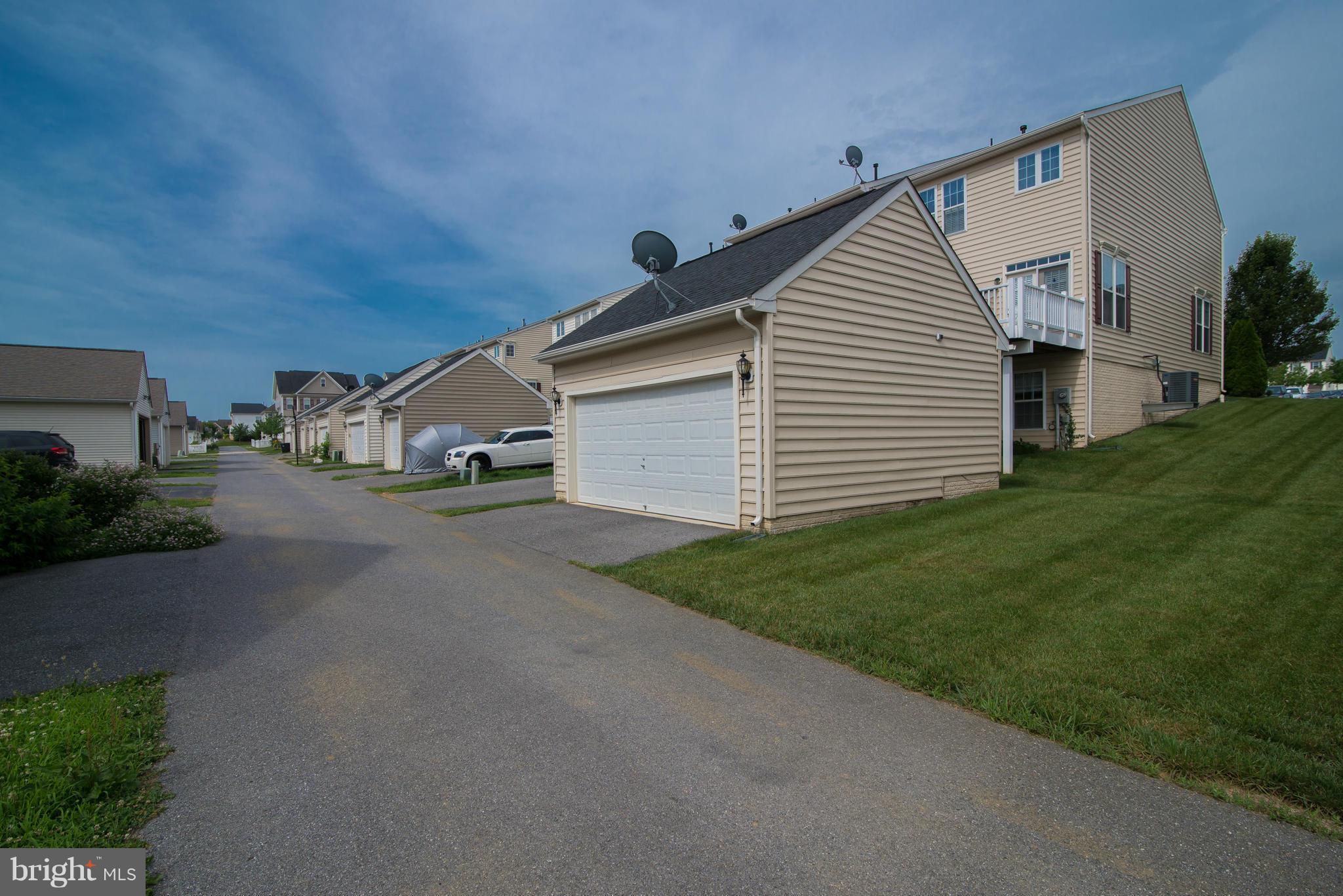 HUNTFIELD - Residential