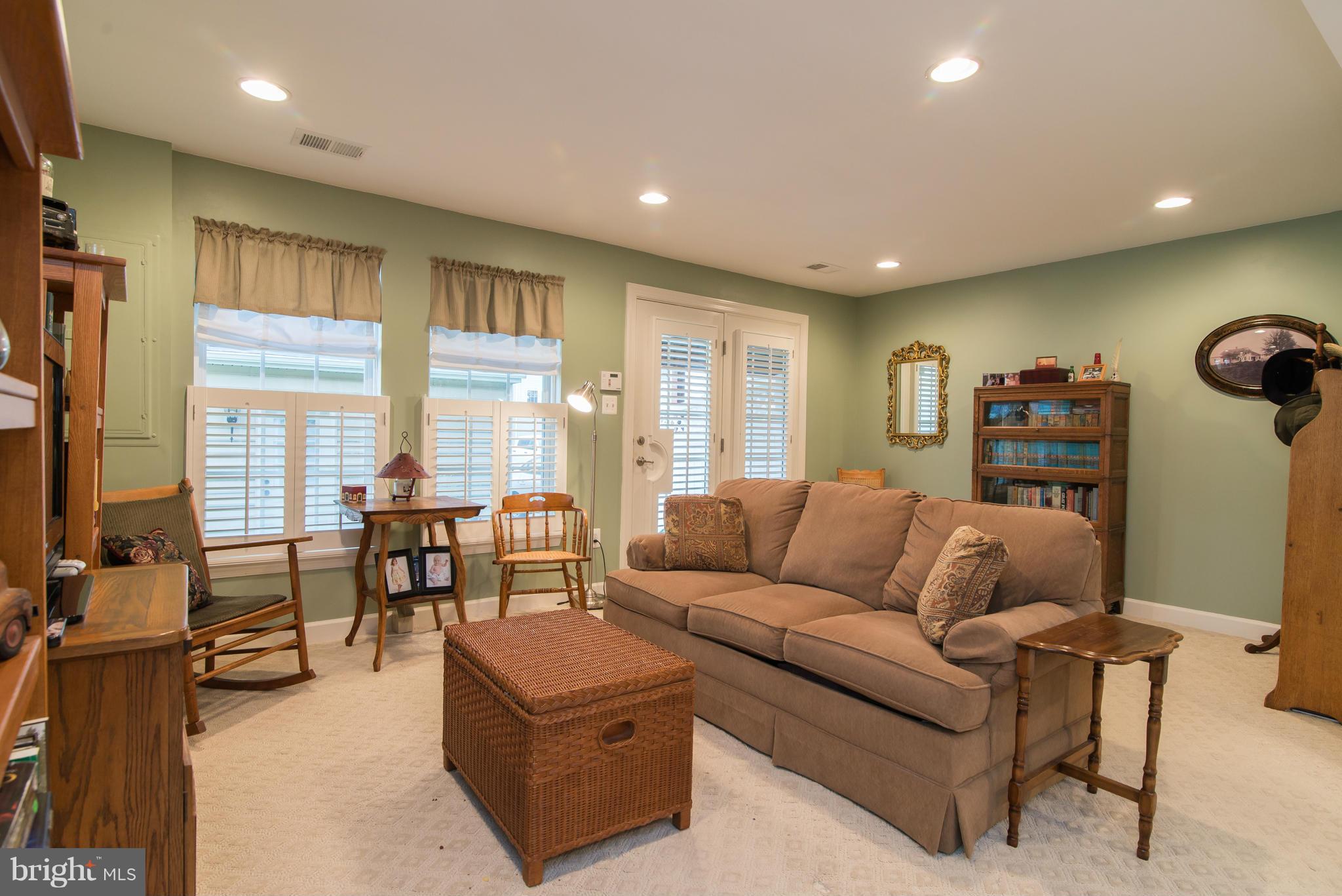 HUNTFIELD - Residential