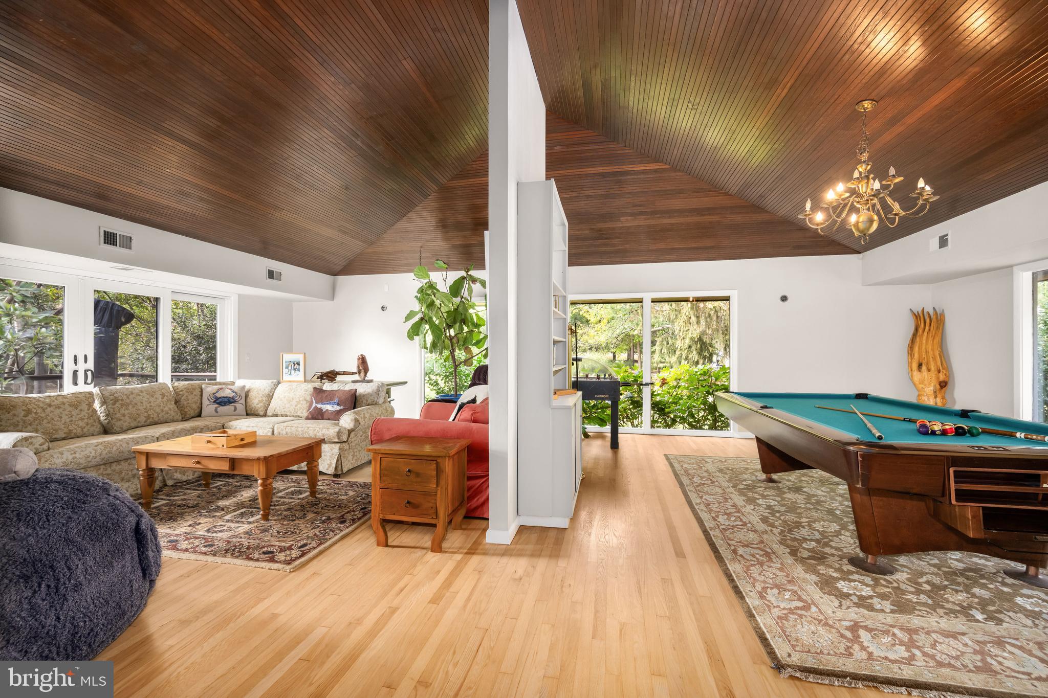 CHURCH NECK - Residential