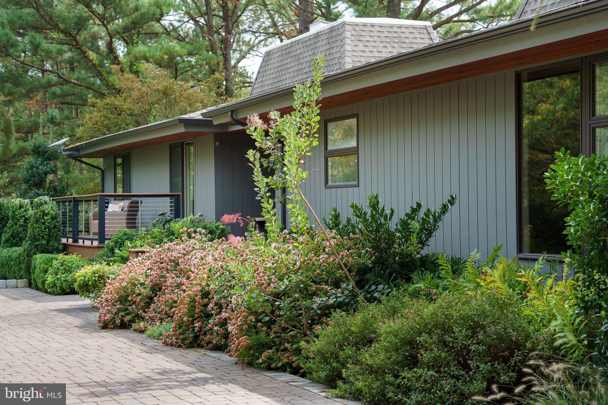 CHURCH NECK - Residential