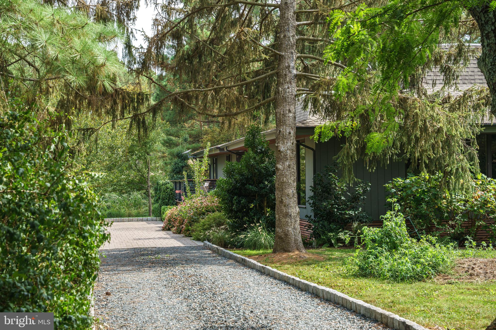 CHURCH NECK - Residential