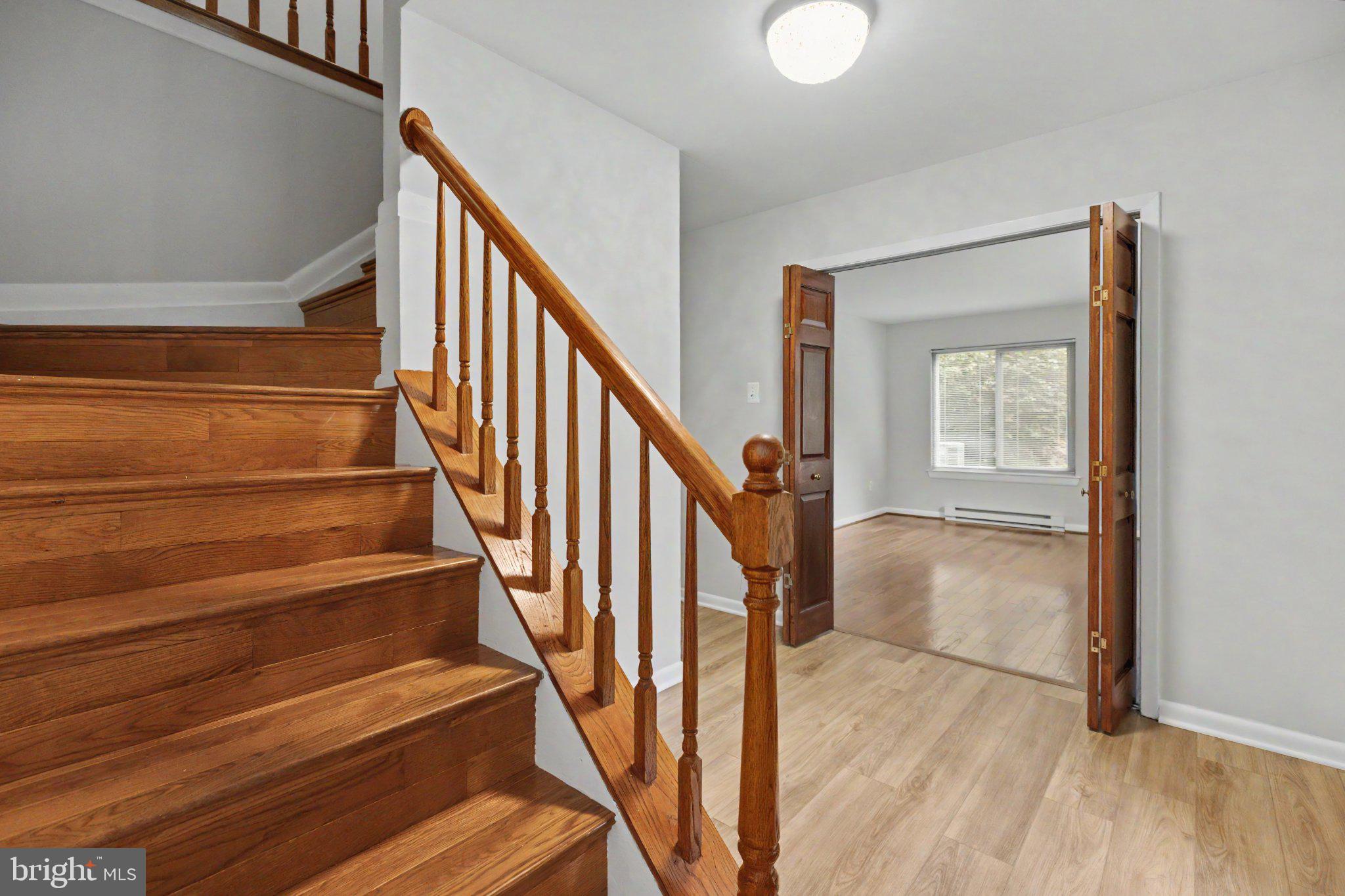 1523 SHELLBARK PLACE