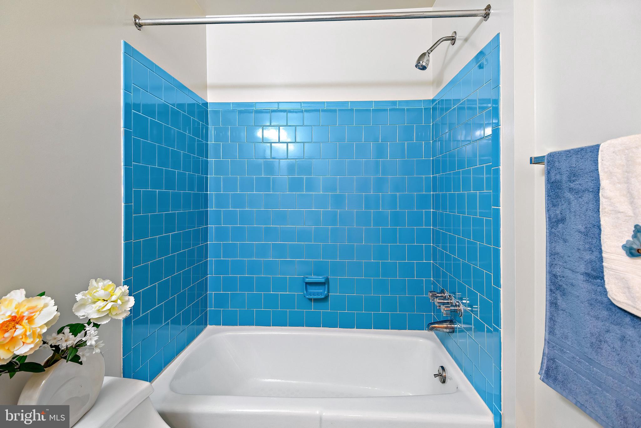 PINE KNOLLS - Residential