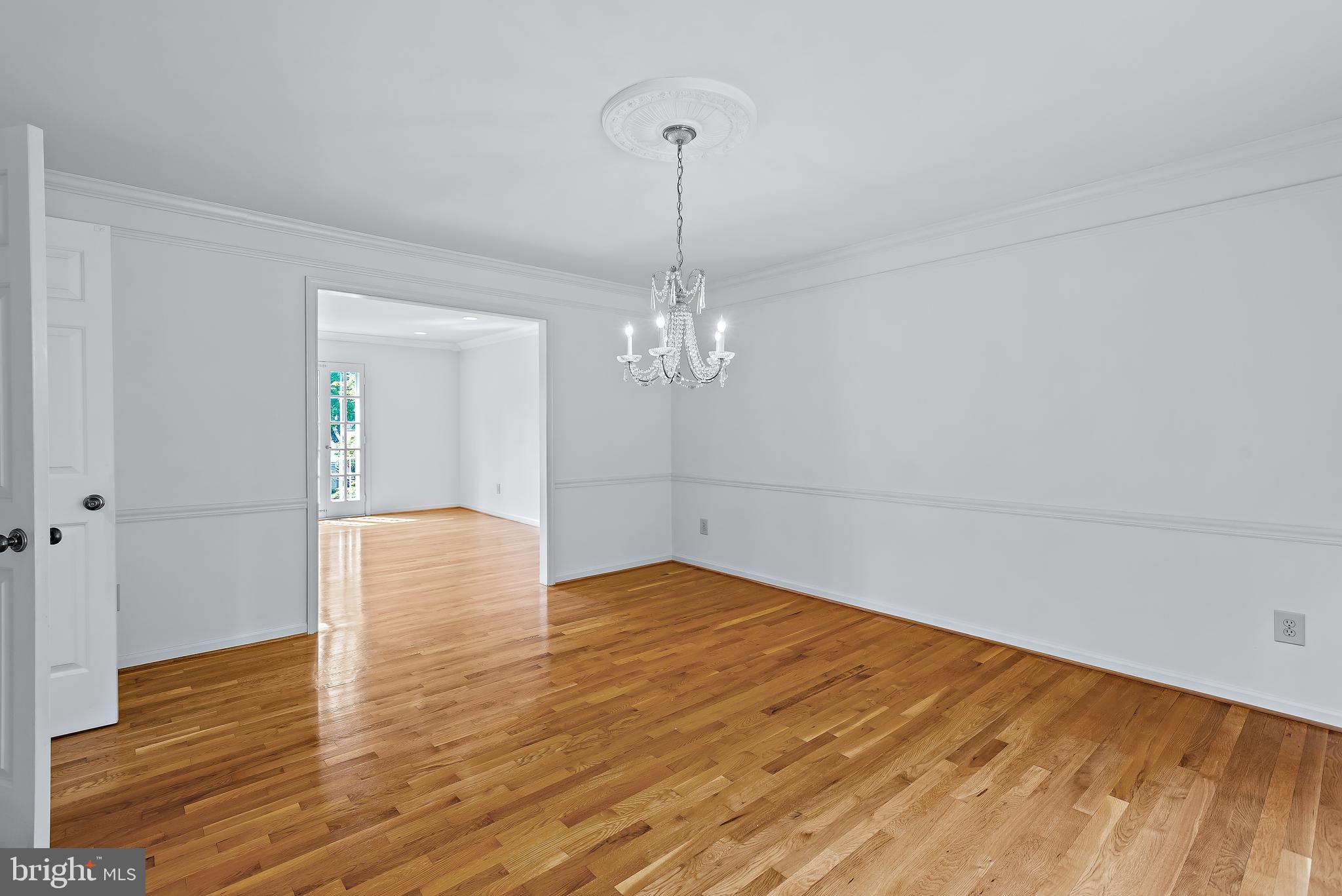 PINE KNOLLS - Residential