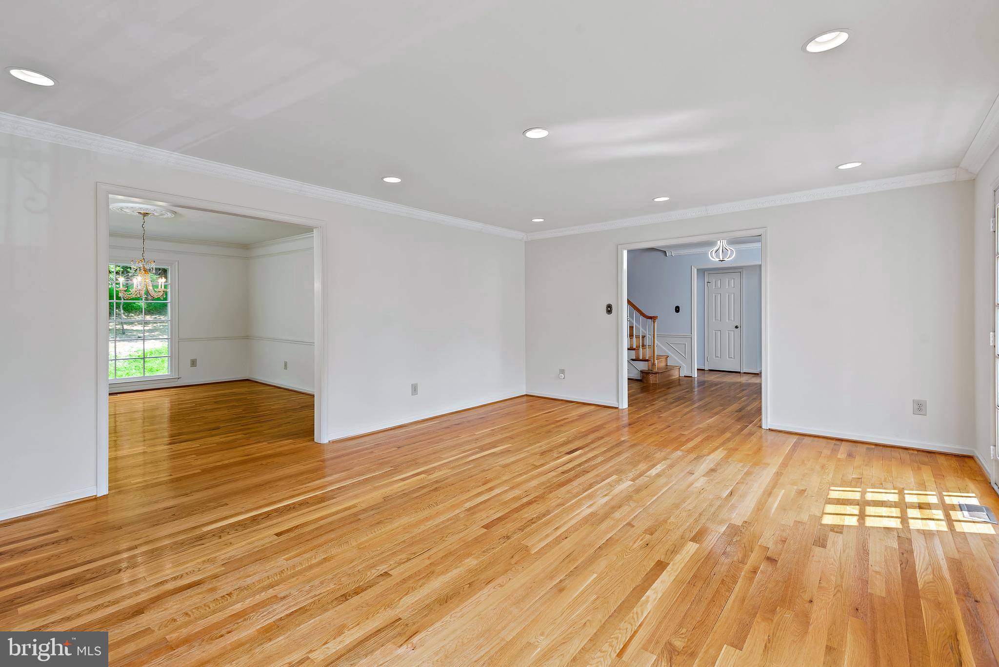 PINE KNOLLS - Residential