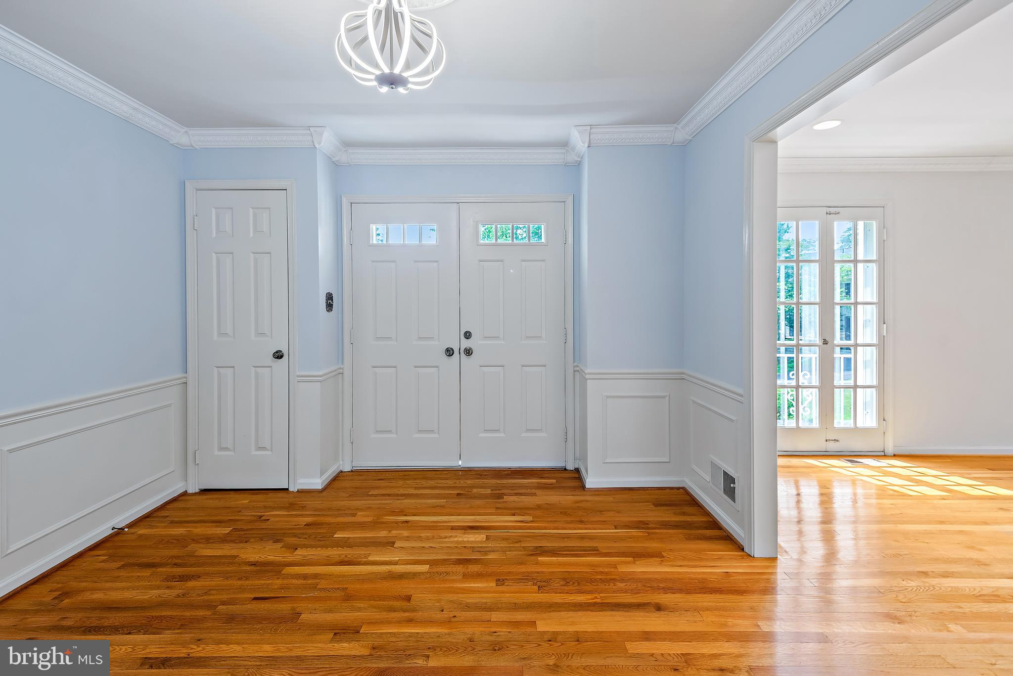 PINE KNOLLS - Residential