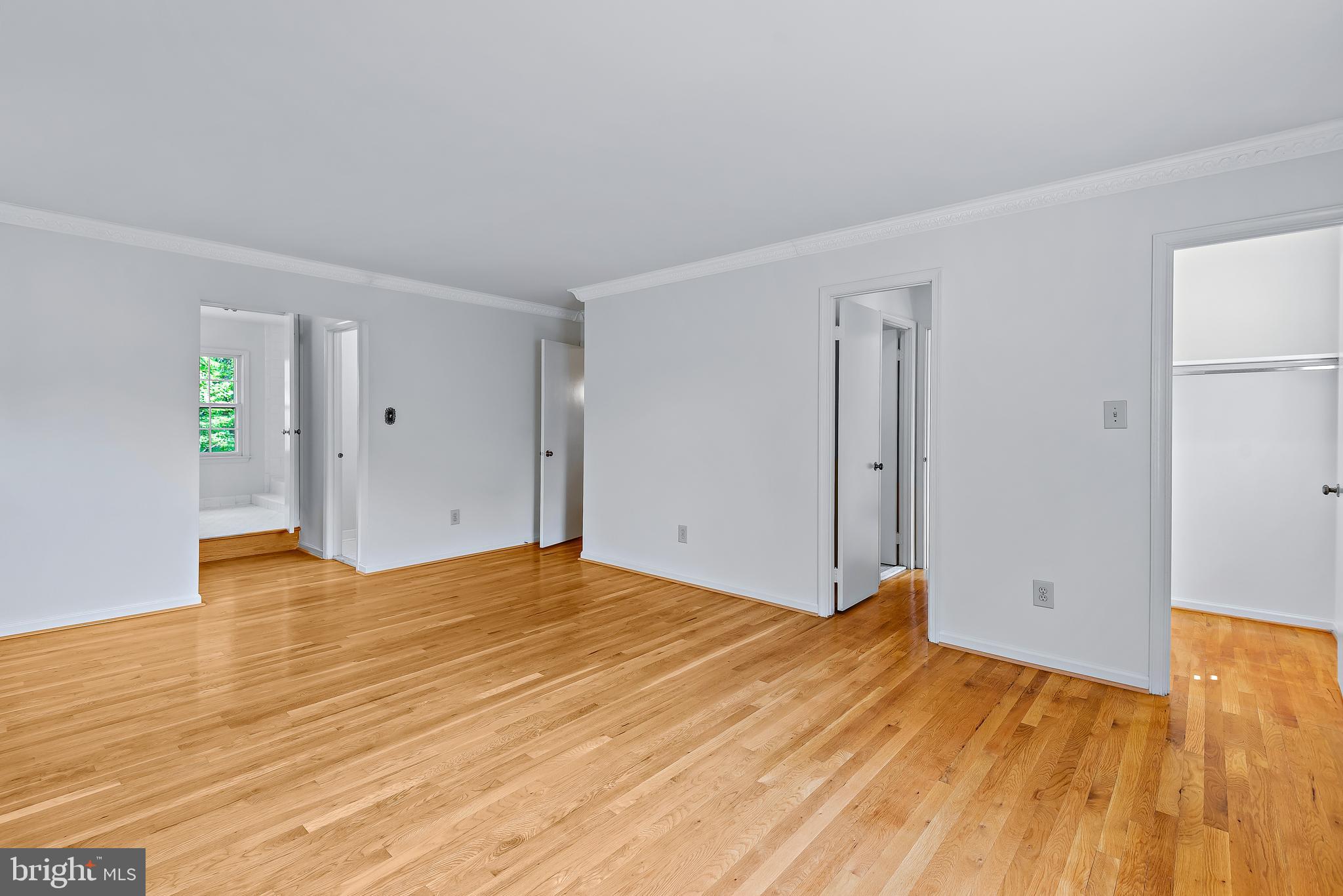 PINE KNOLLS - Residential