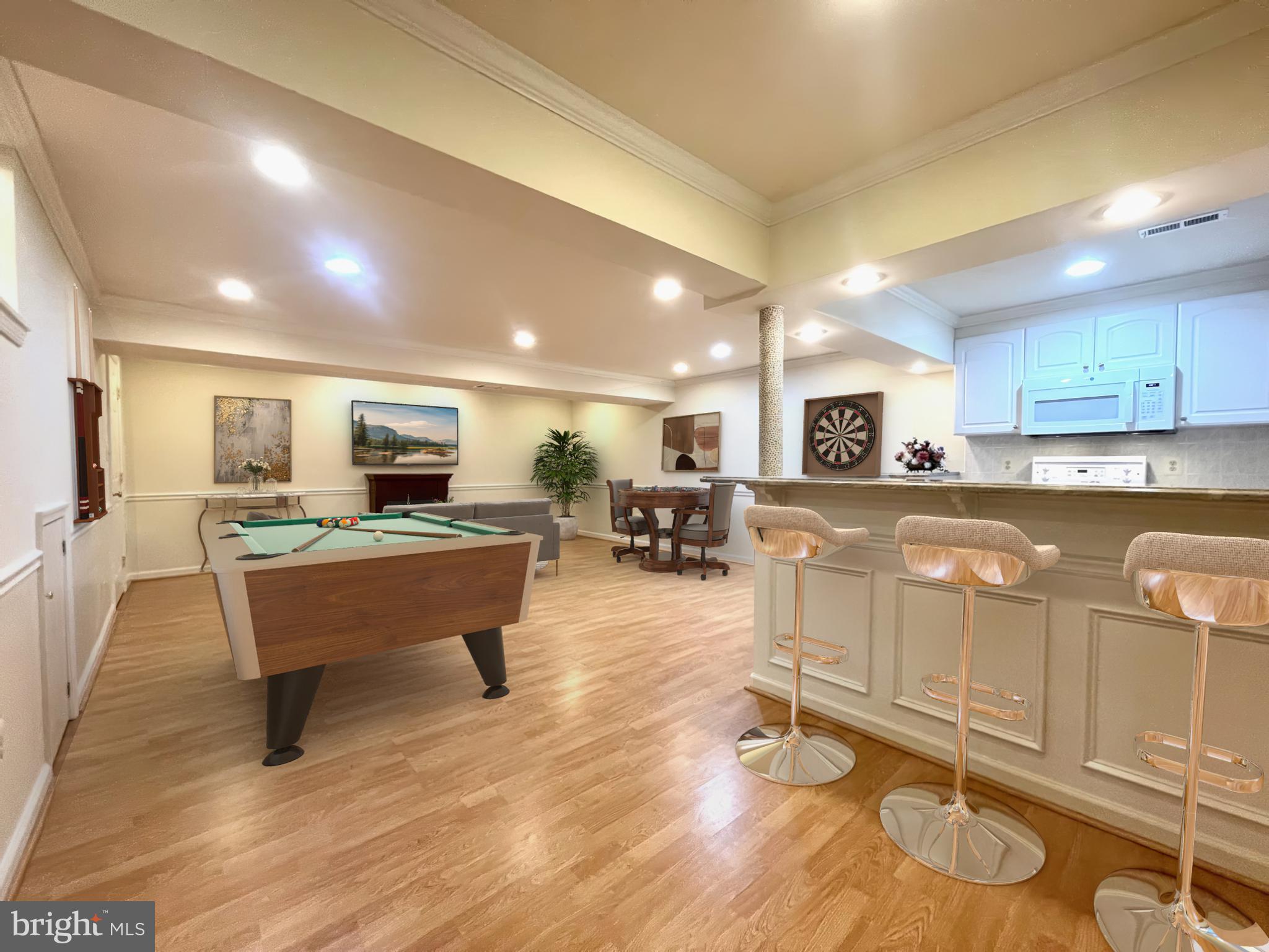 PINE KNOLLS - Residential