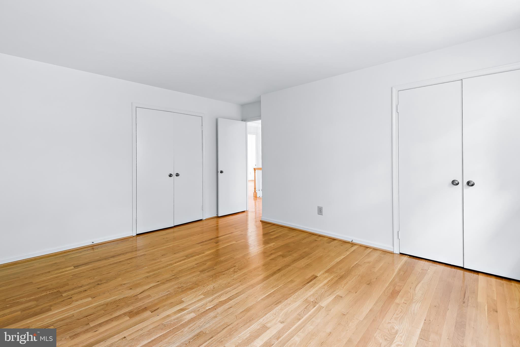 PINE KNOLLS - Residential