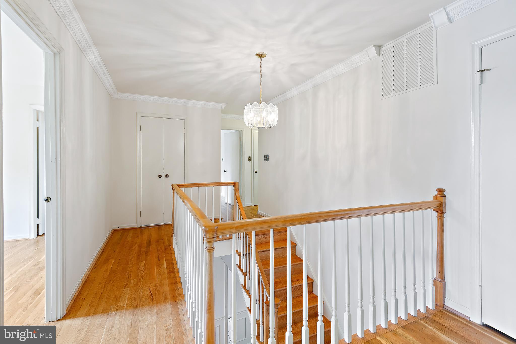 PINE KNOLLS - Residential