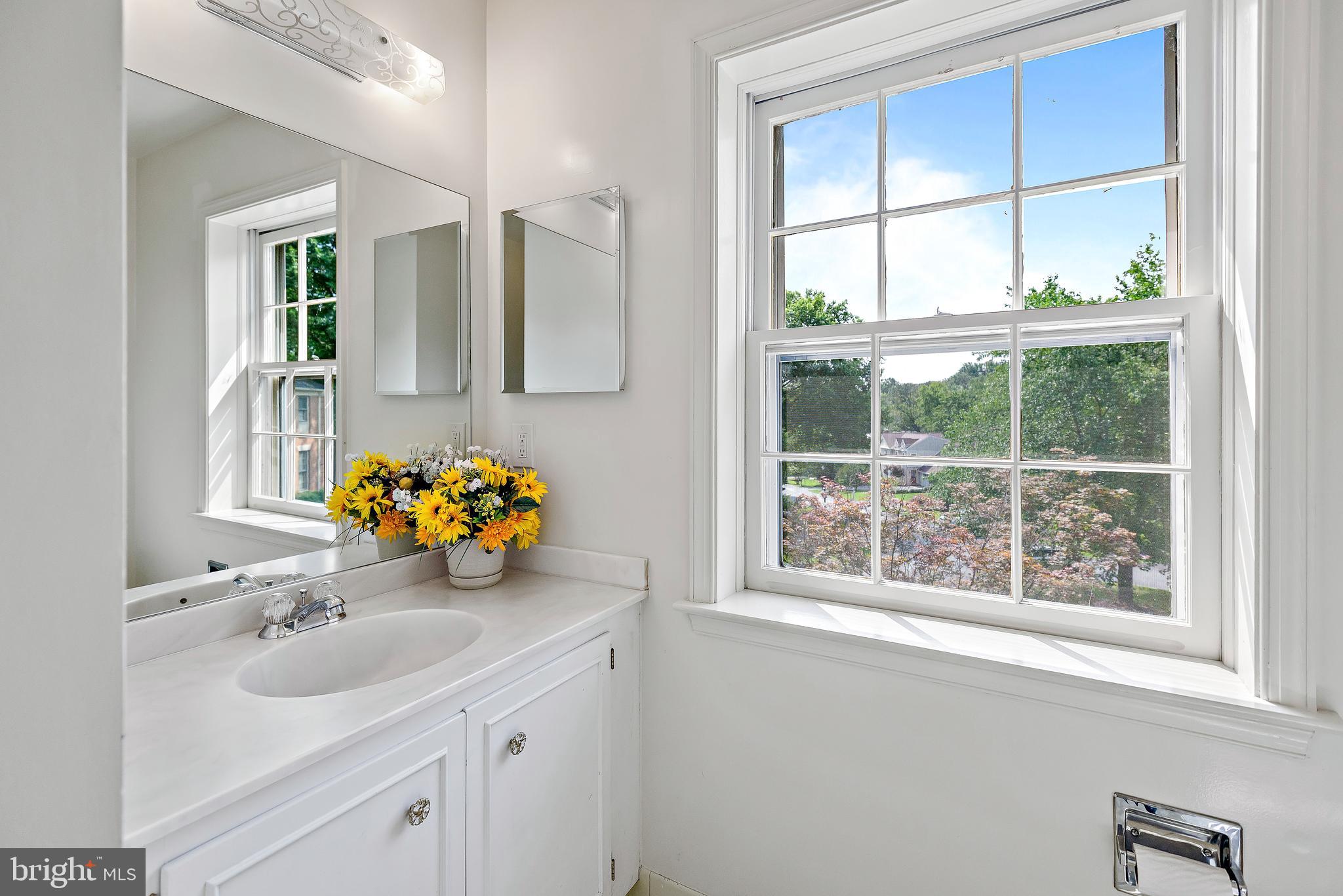 PINE KNOLLS - Residential