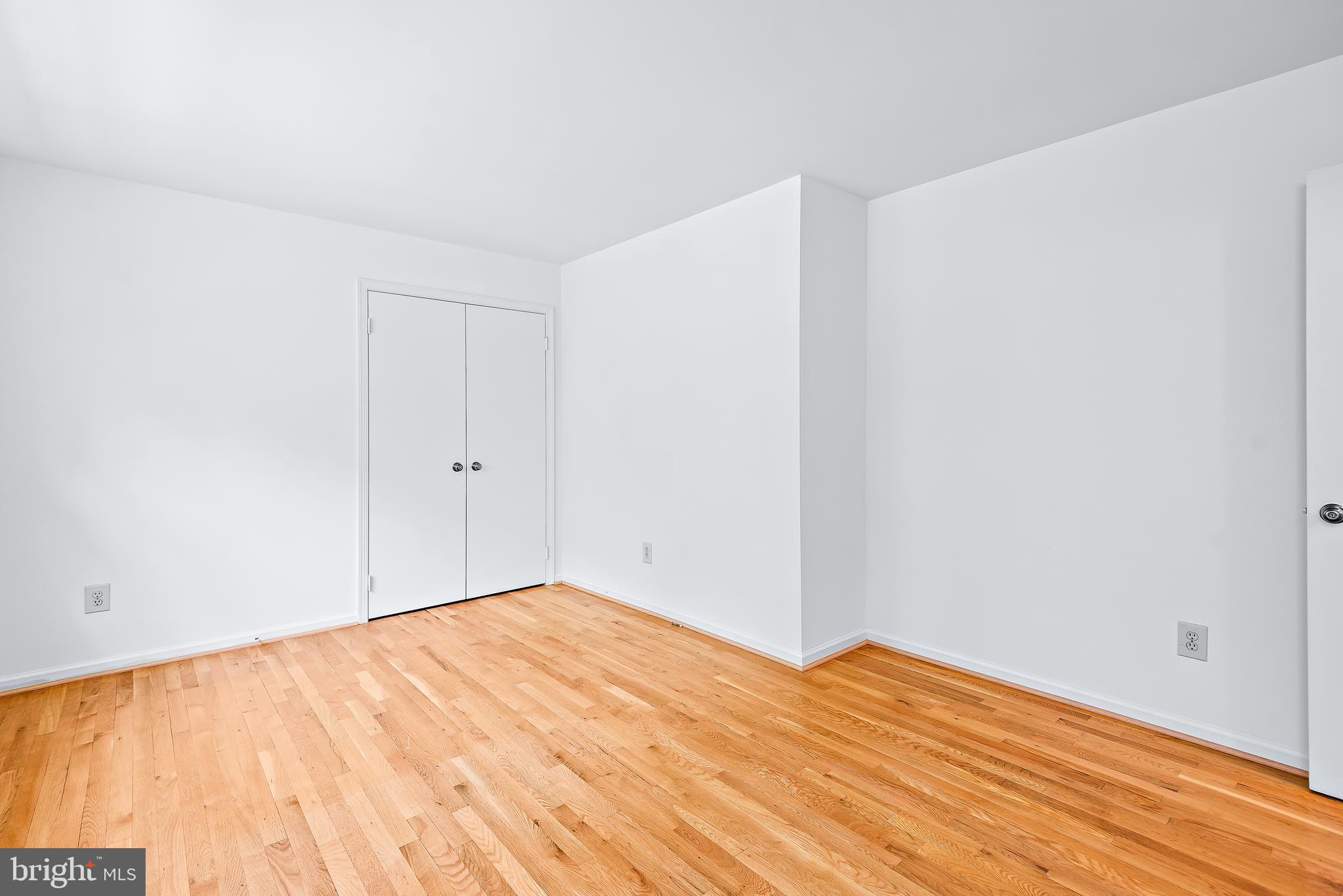 PINE KNOLLS - Residential