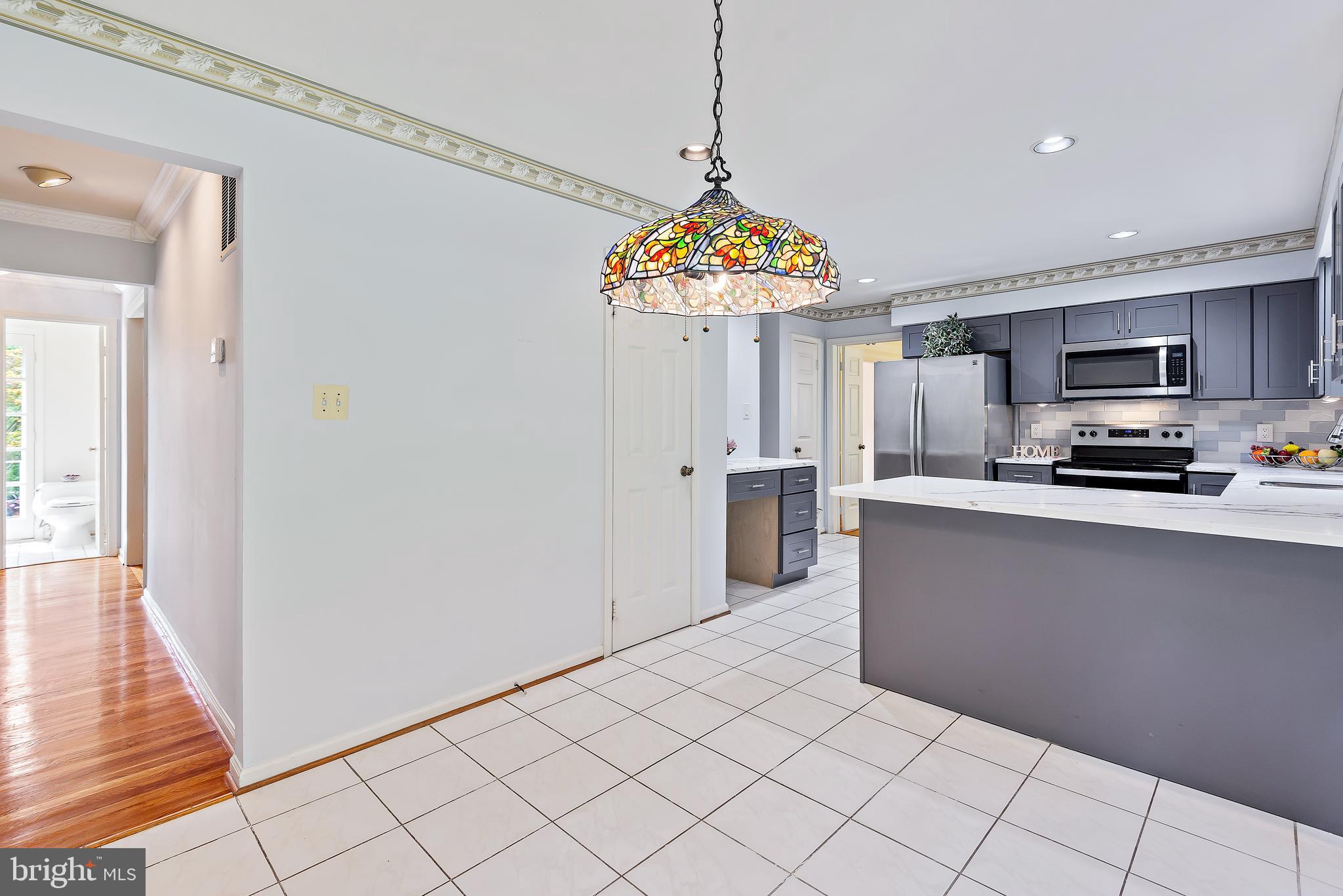 PINE KNOLLS - Residential