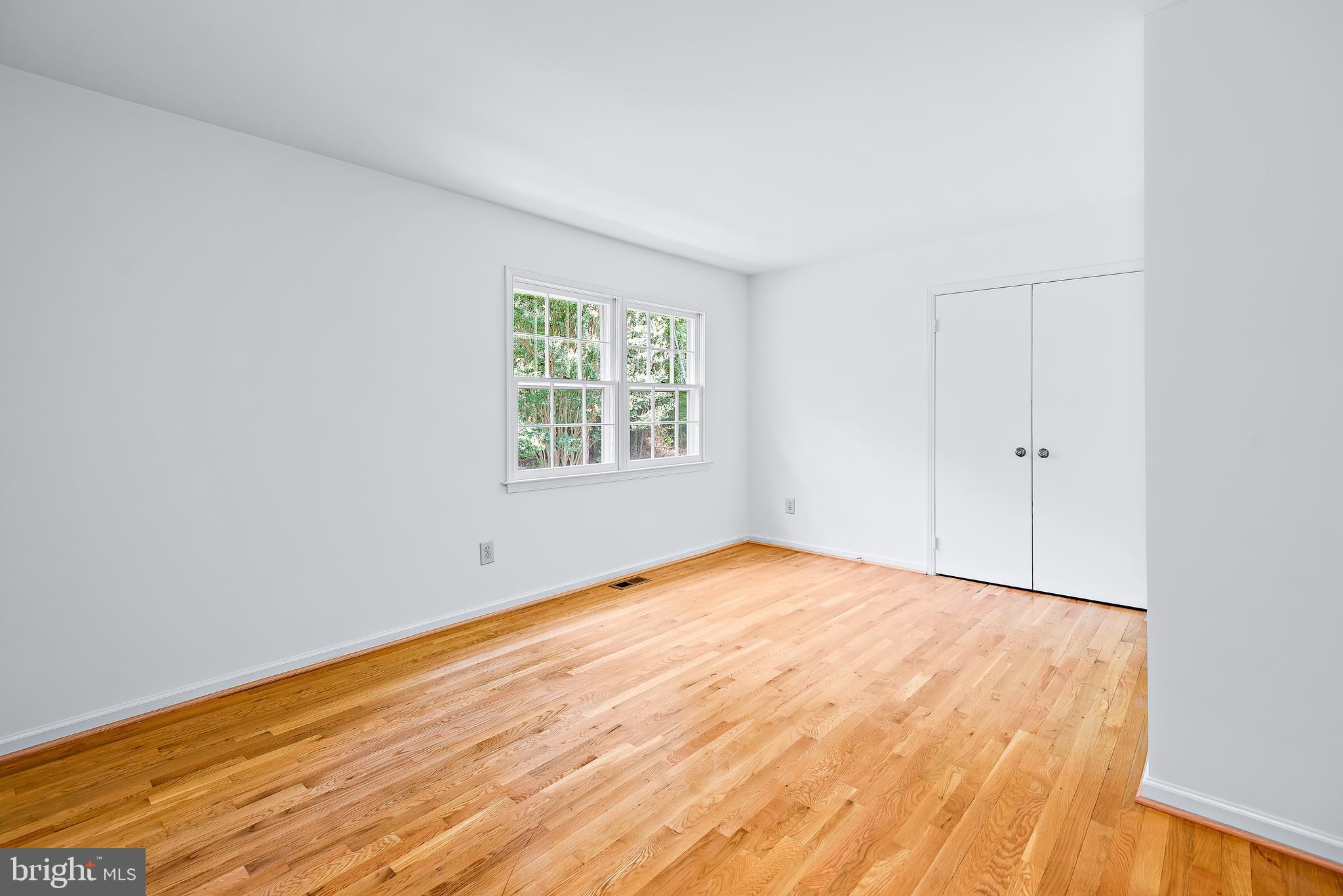 PINE KNOLLS - Residential