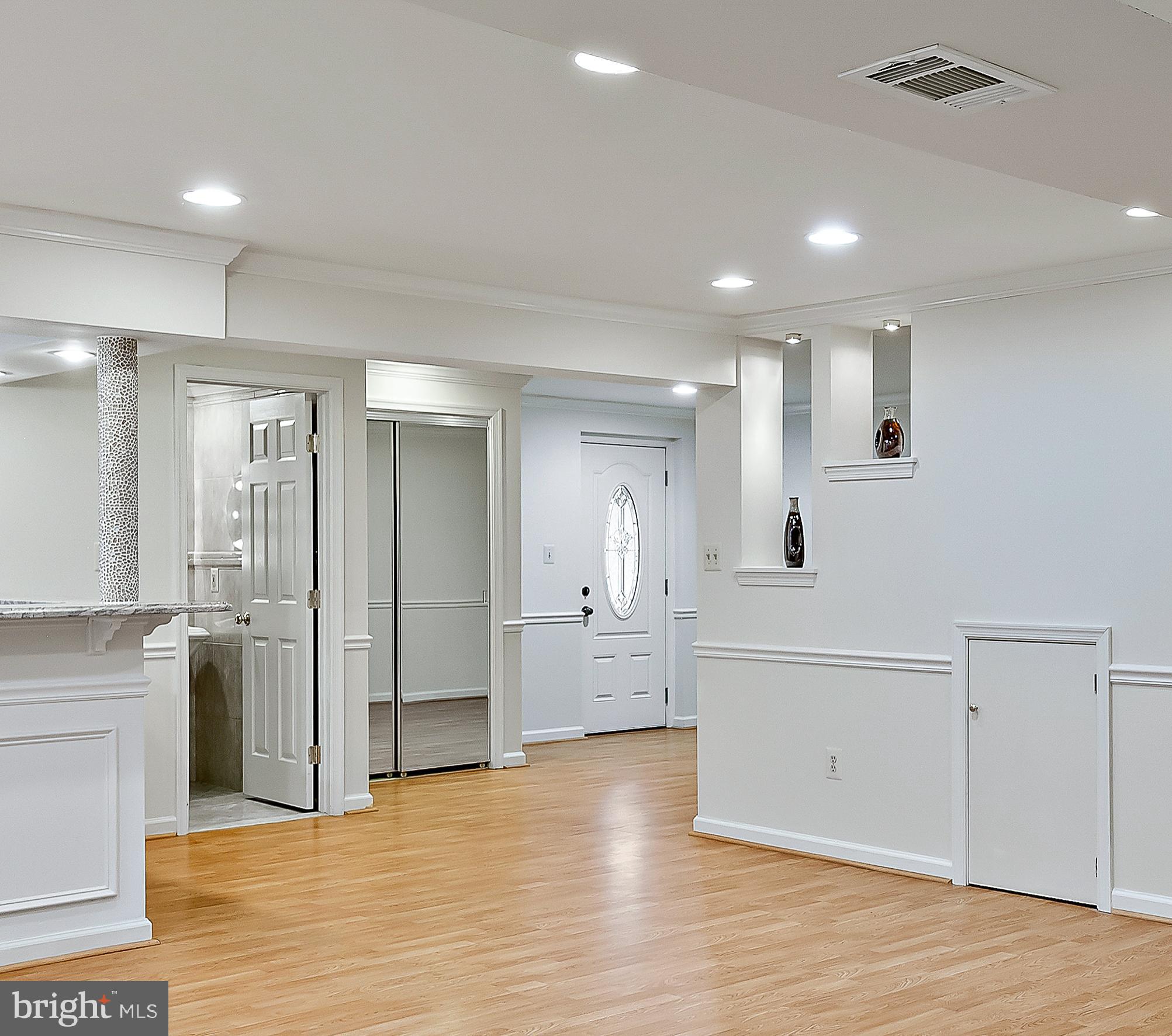 PINE KNOLLS - Residential