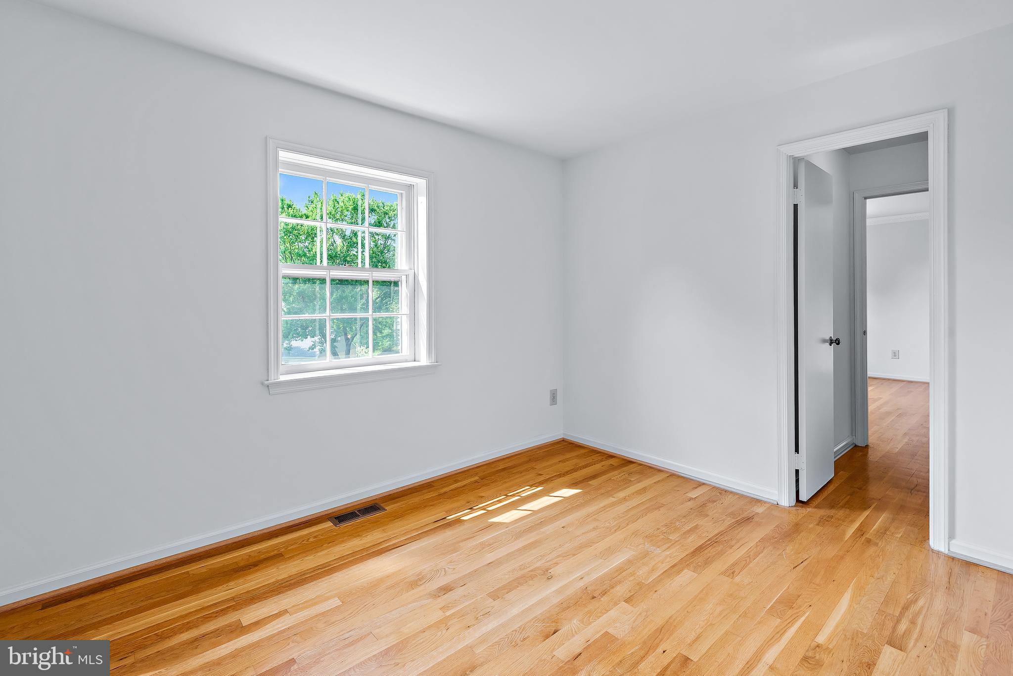 PINE KNOLLS - Residential