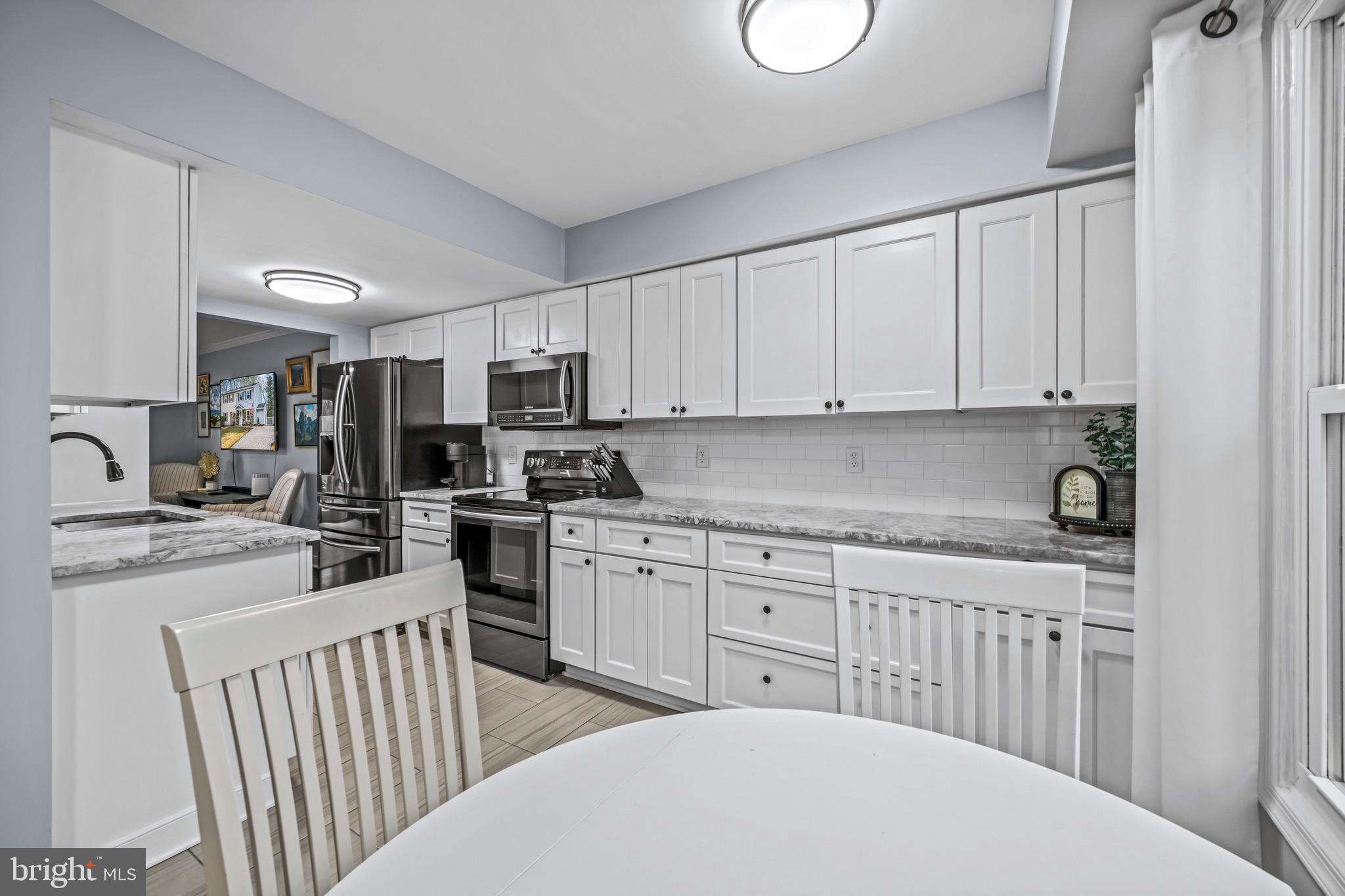 MCKINSEY WOODS - Residential