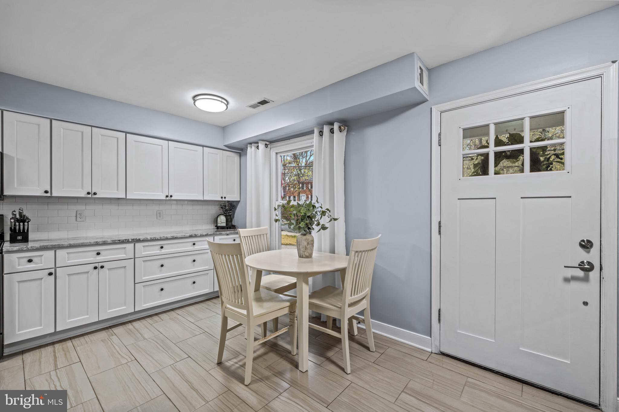 MCKINSEY WOODS - Residential