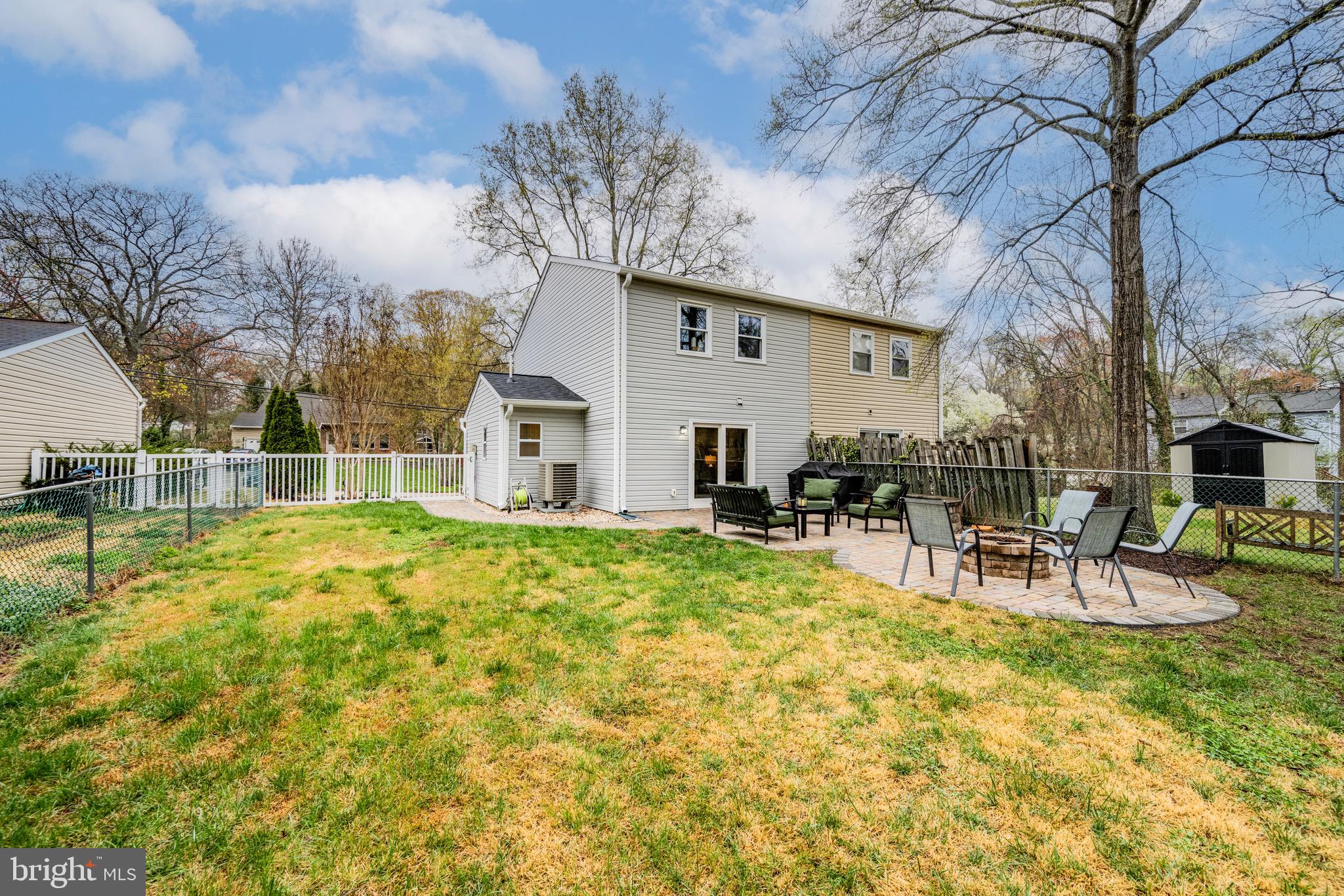 MCKINSEY WOODS - Residential