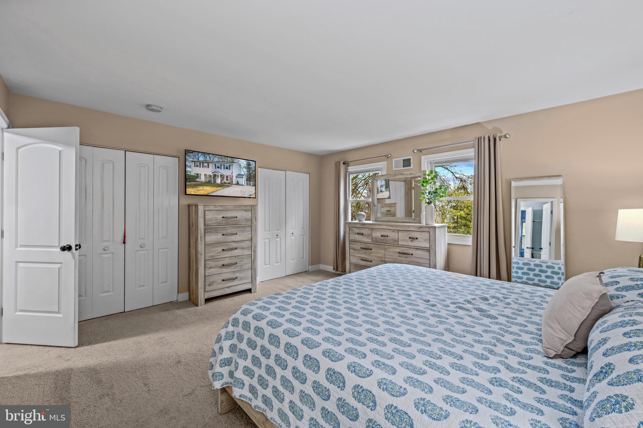 MCKINSEY WOODS - Residential