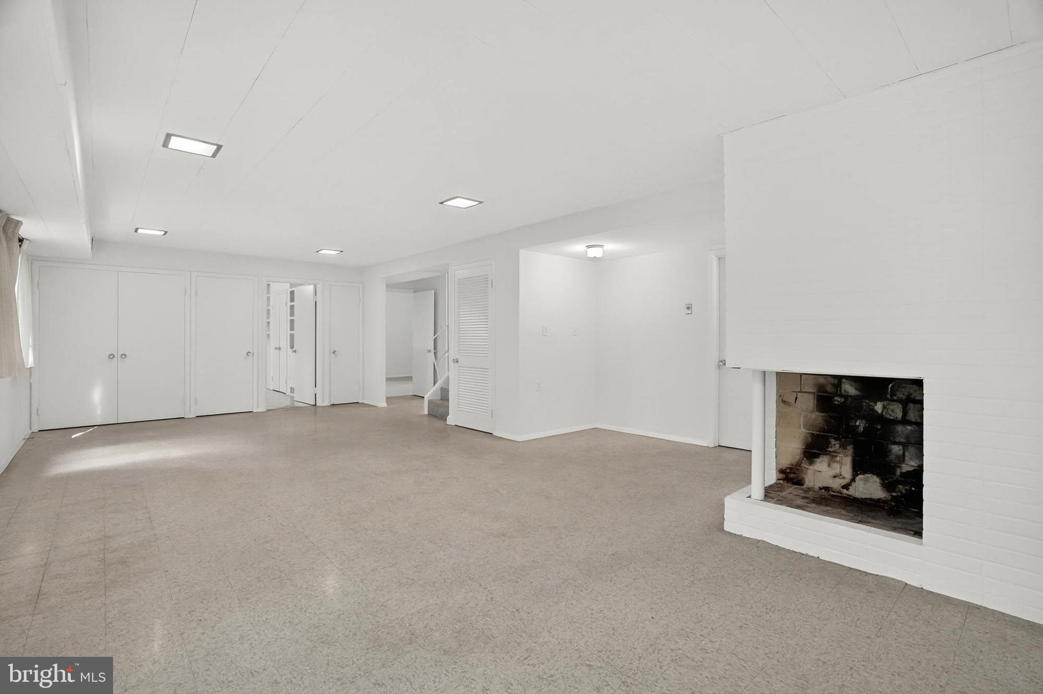 SPRINGBROOK FOREST - Residential