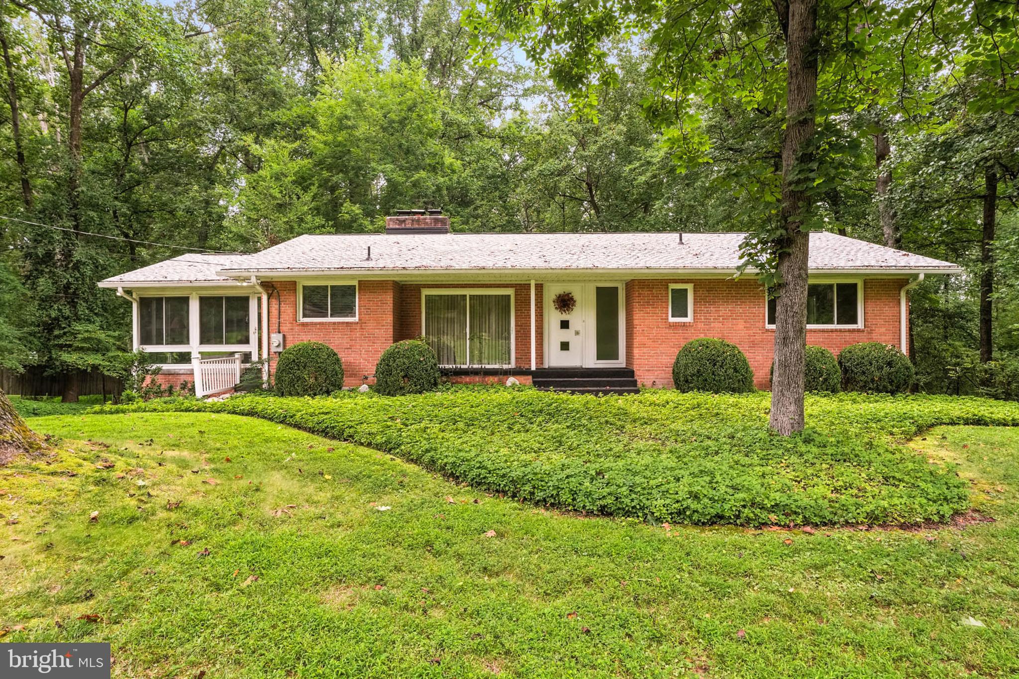 SPRINGBROOK FOREST - Residential