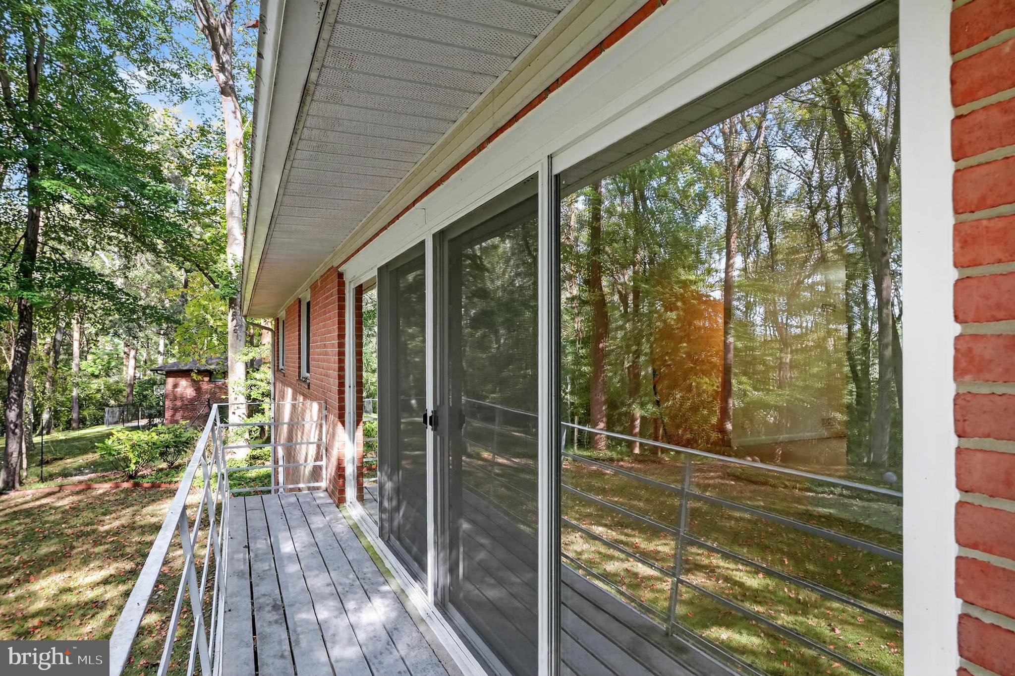 SPRINGBROOK FOREST - Residential