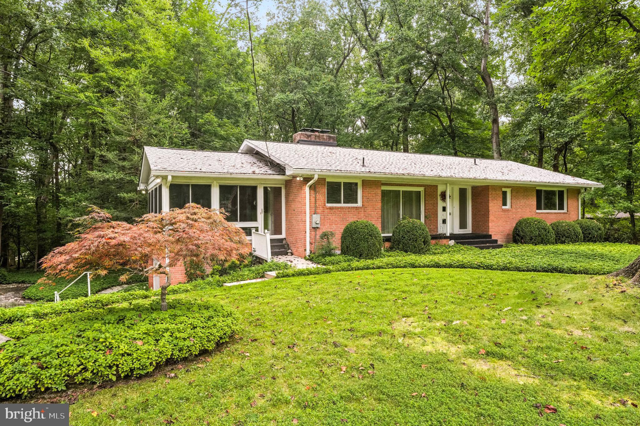 SPRINGBROOK FOREST - Residential