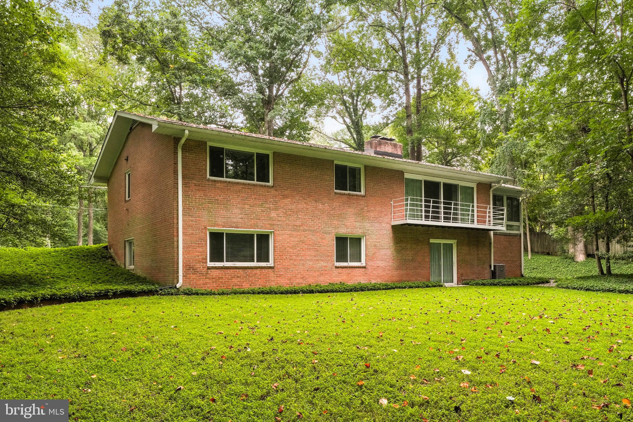 SPRINGBROOK FOREST - Residential