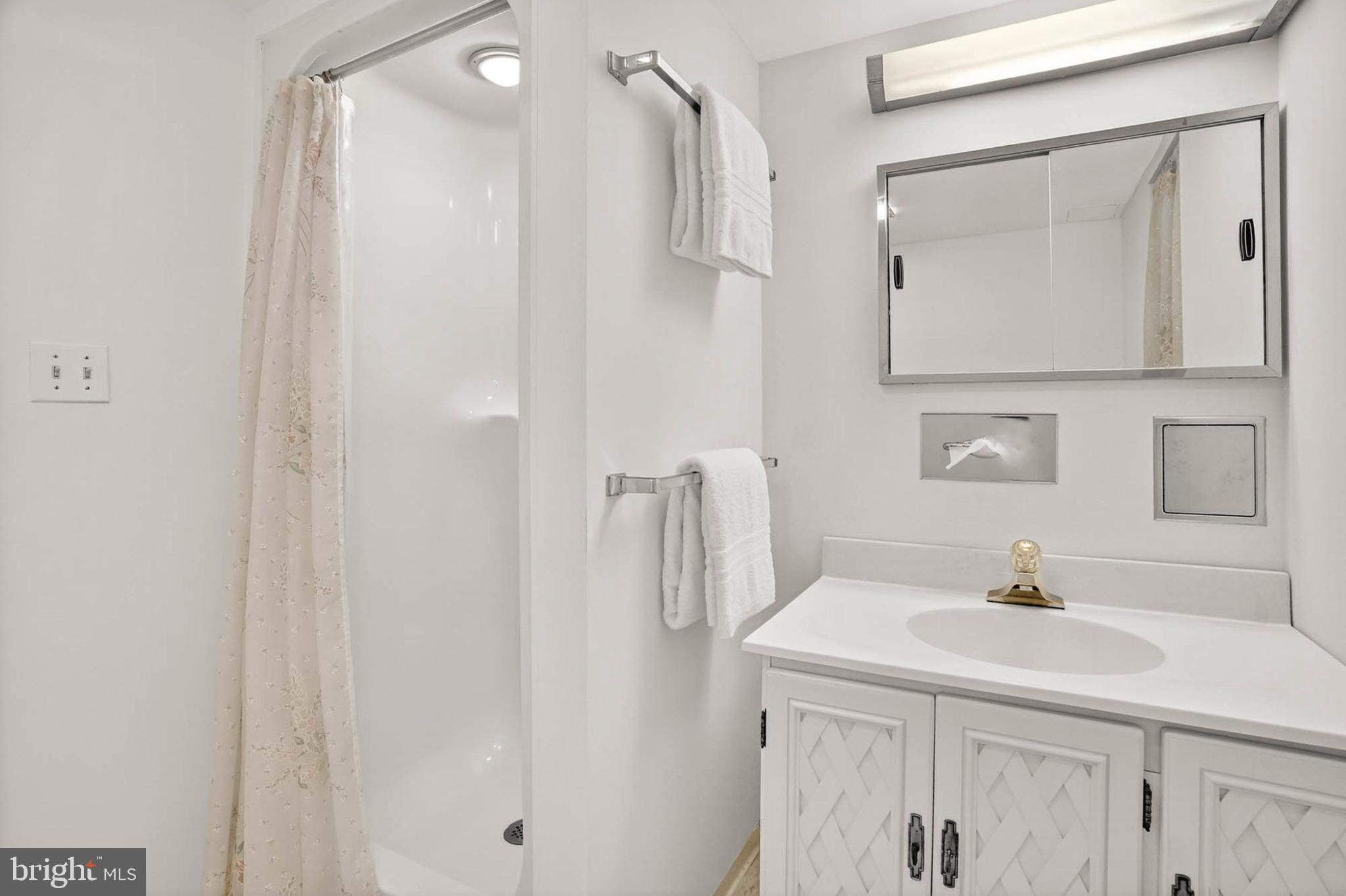 SPRINGBROOK FOREST - Residential