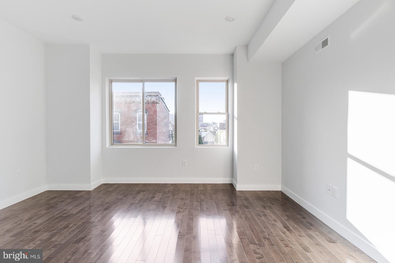 NORRIS SQUARE - Residential Lease