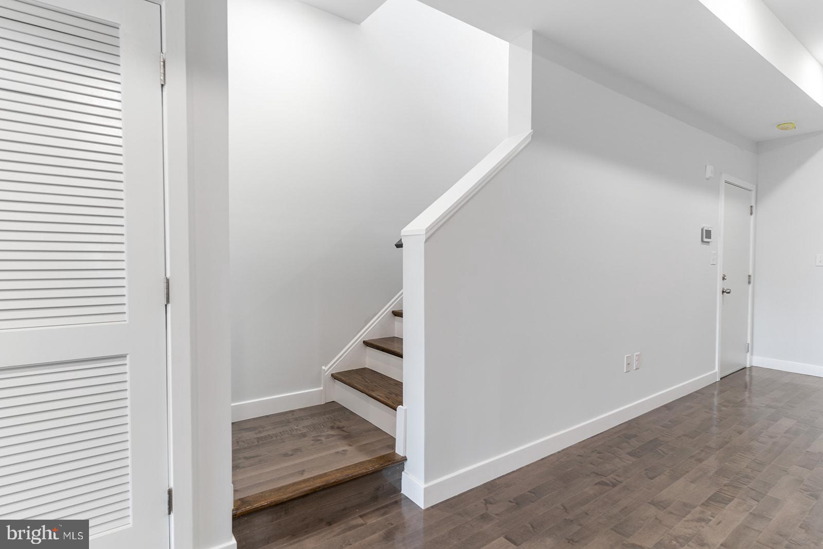 NORRIS SQUARE - Residential Lease