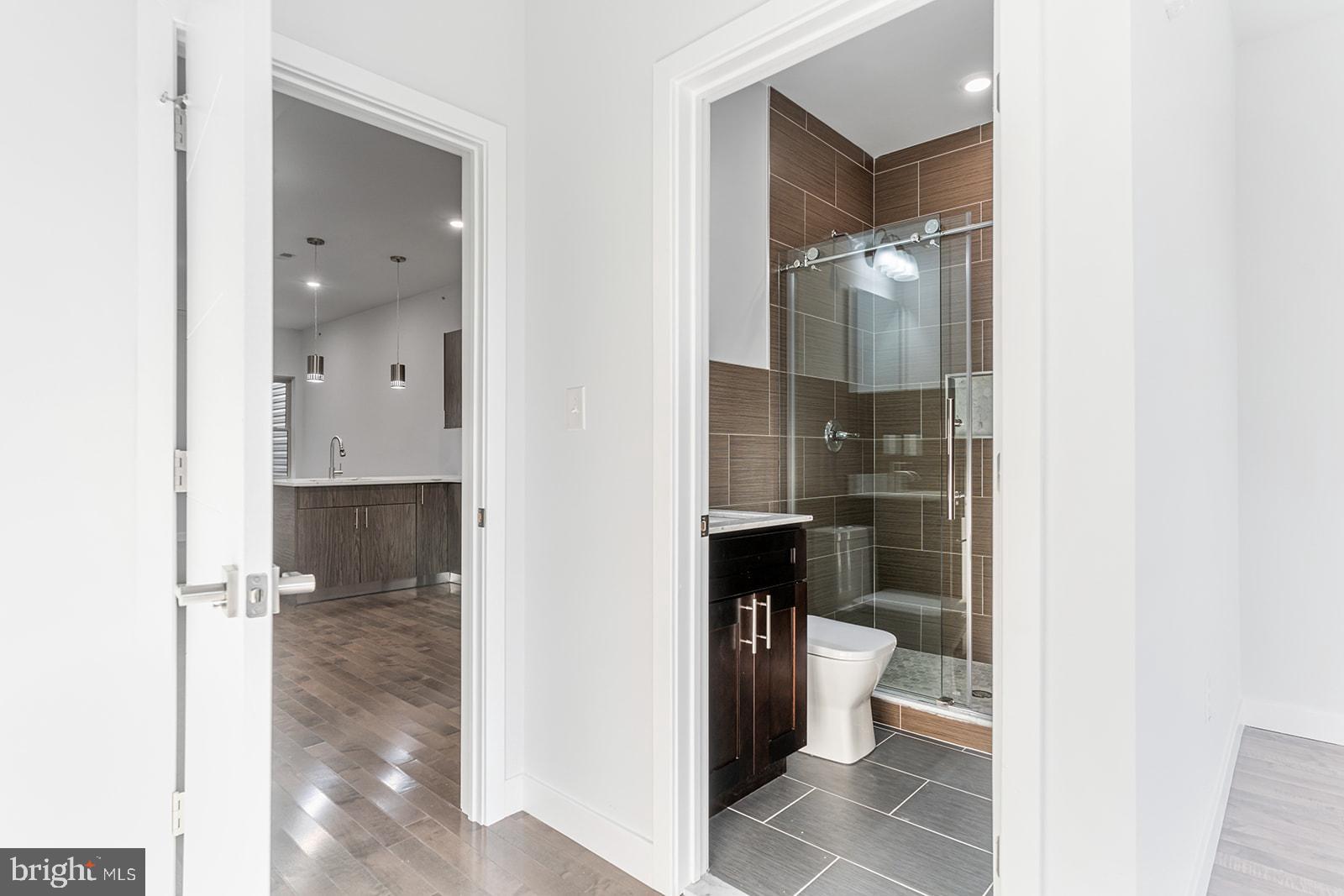 NORRIS SQUARE - Residential Lease