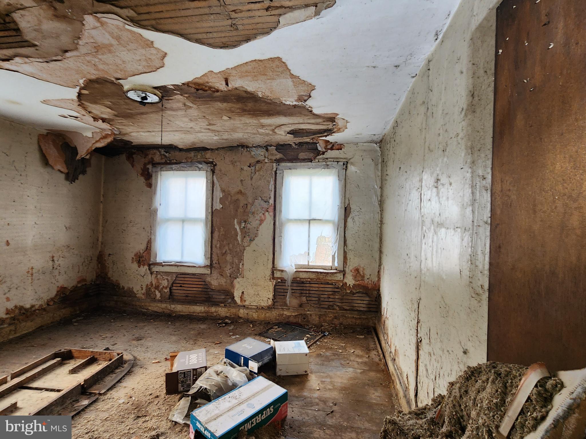 ECKHART MINES - Residential