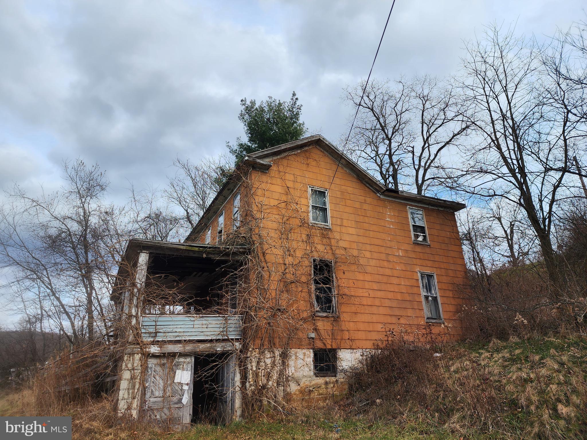 ECKHART MINES - Residential