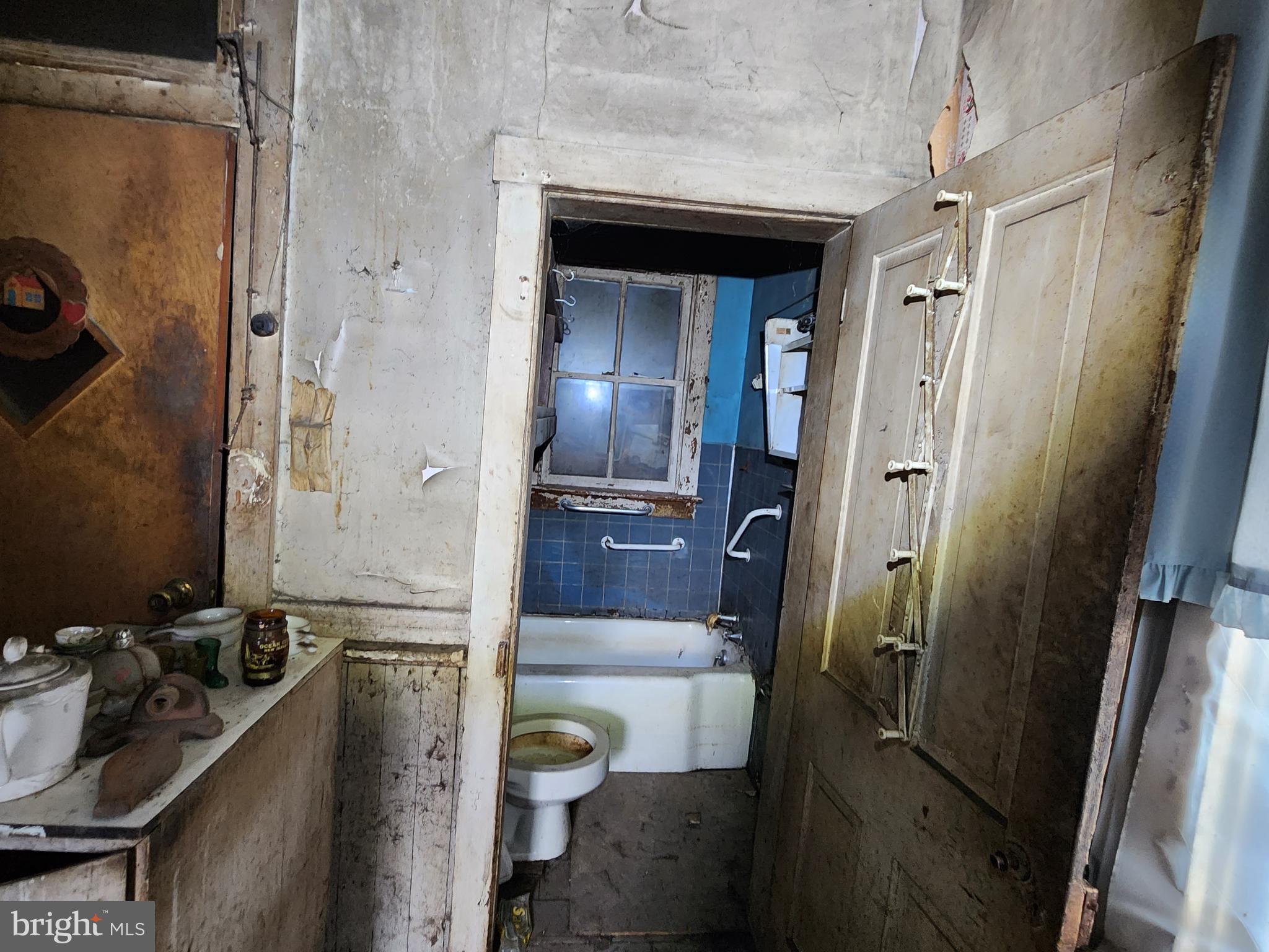 ECKHART MINES - Residential