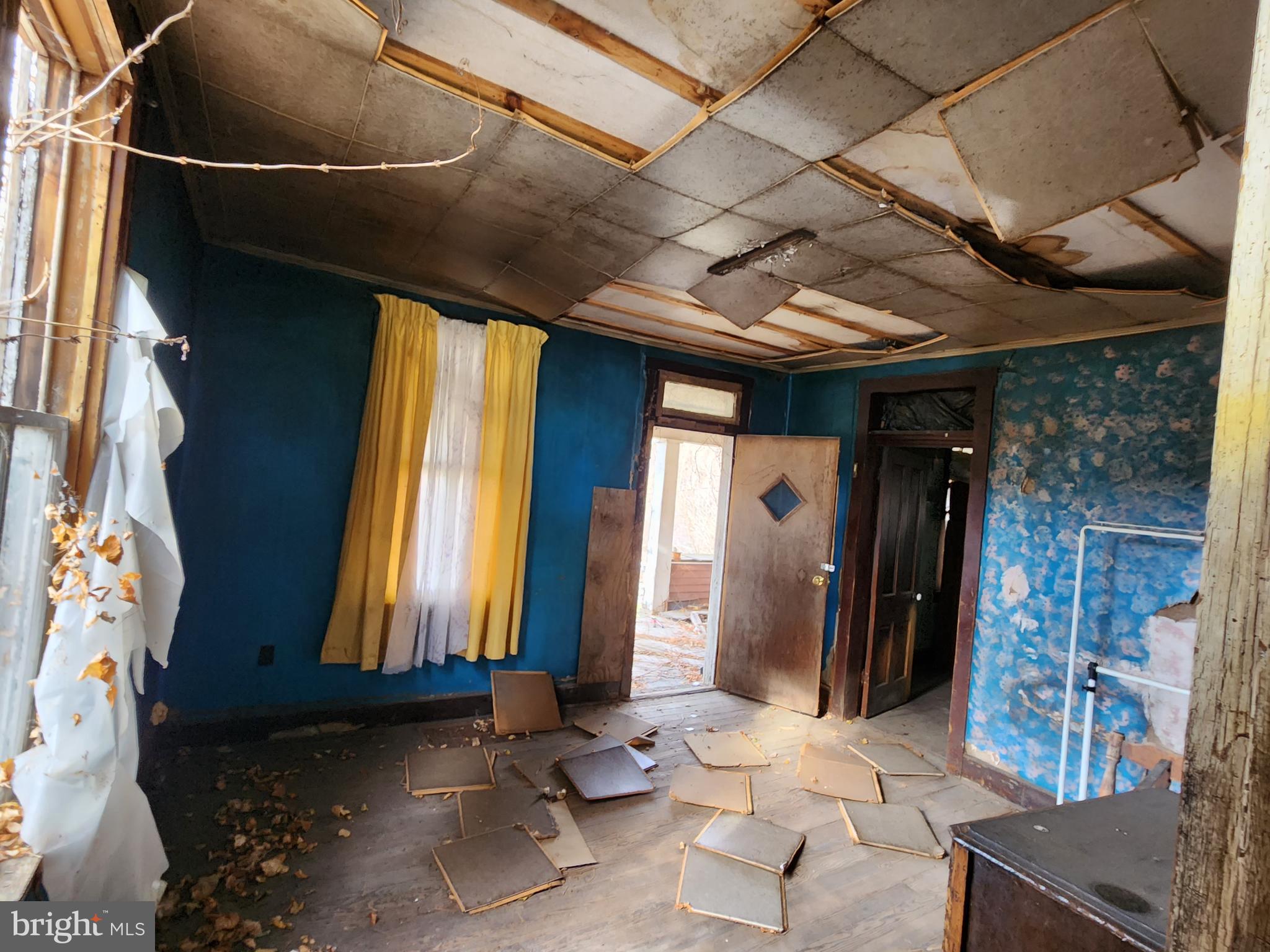 ECKHART MINES - Residential