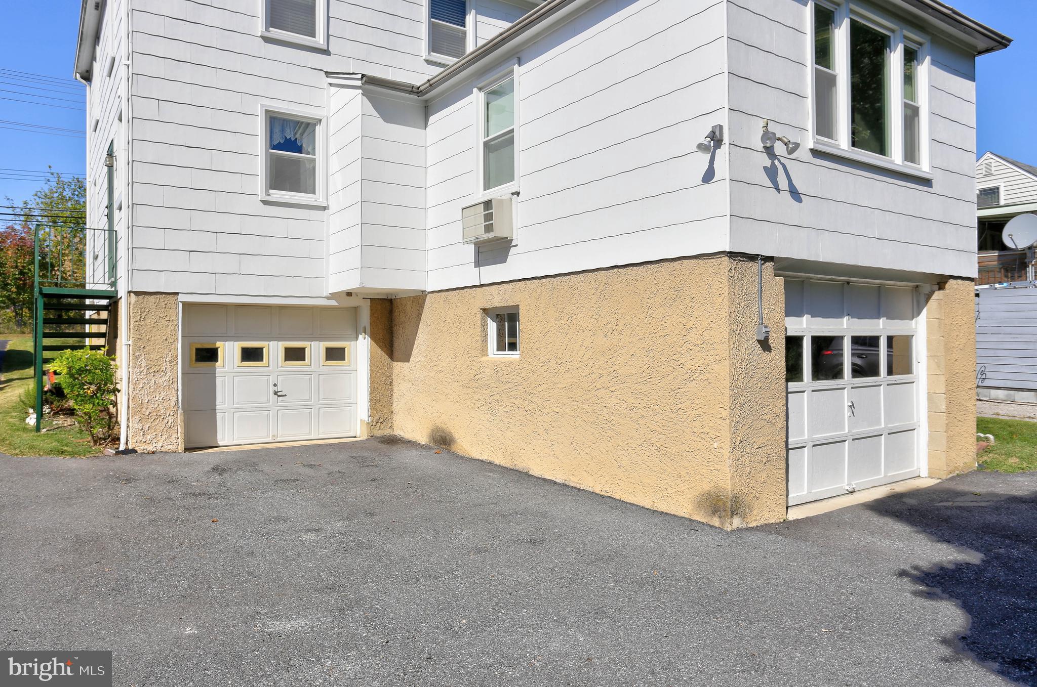 PARKVILLE - Residential