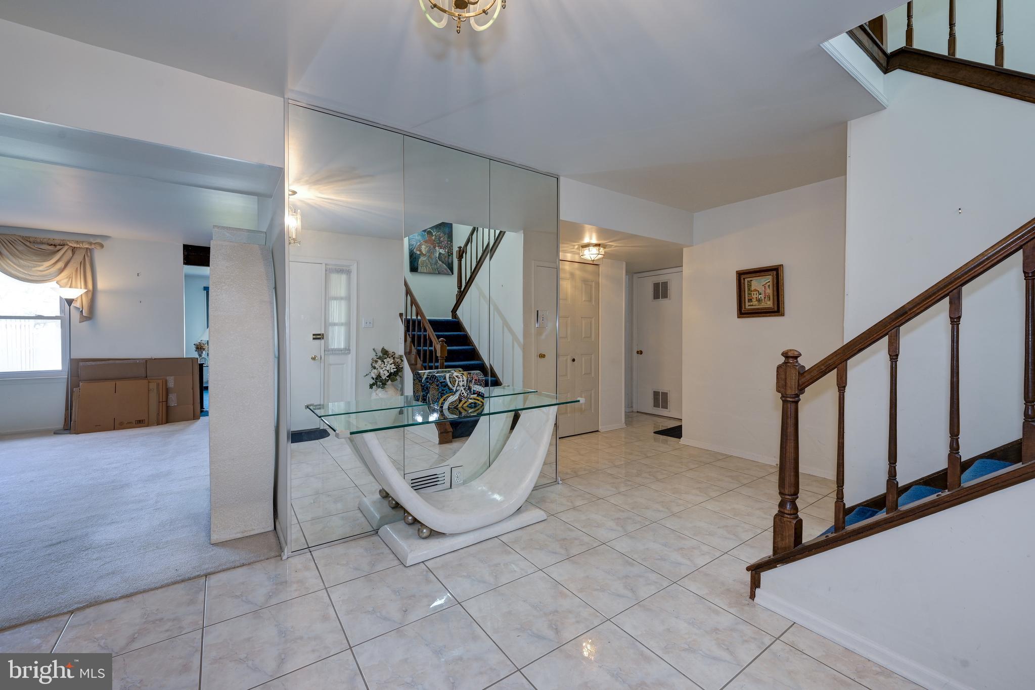4 WARBLER DRIVE