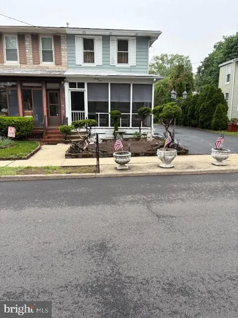 MLS: NJBL2085912