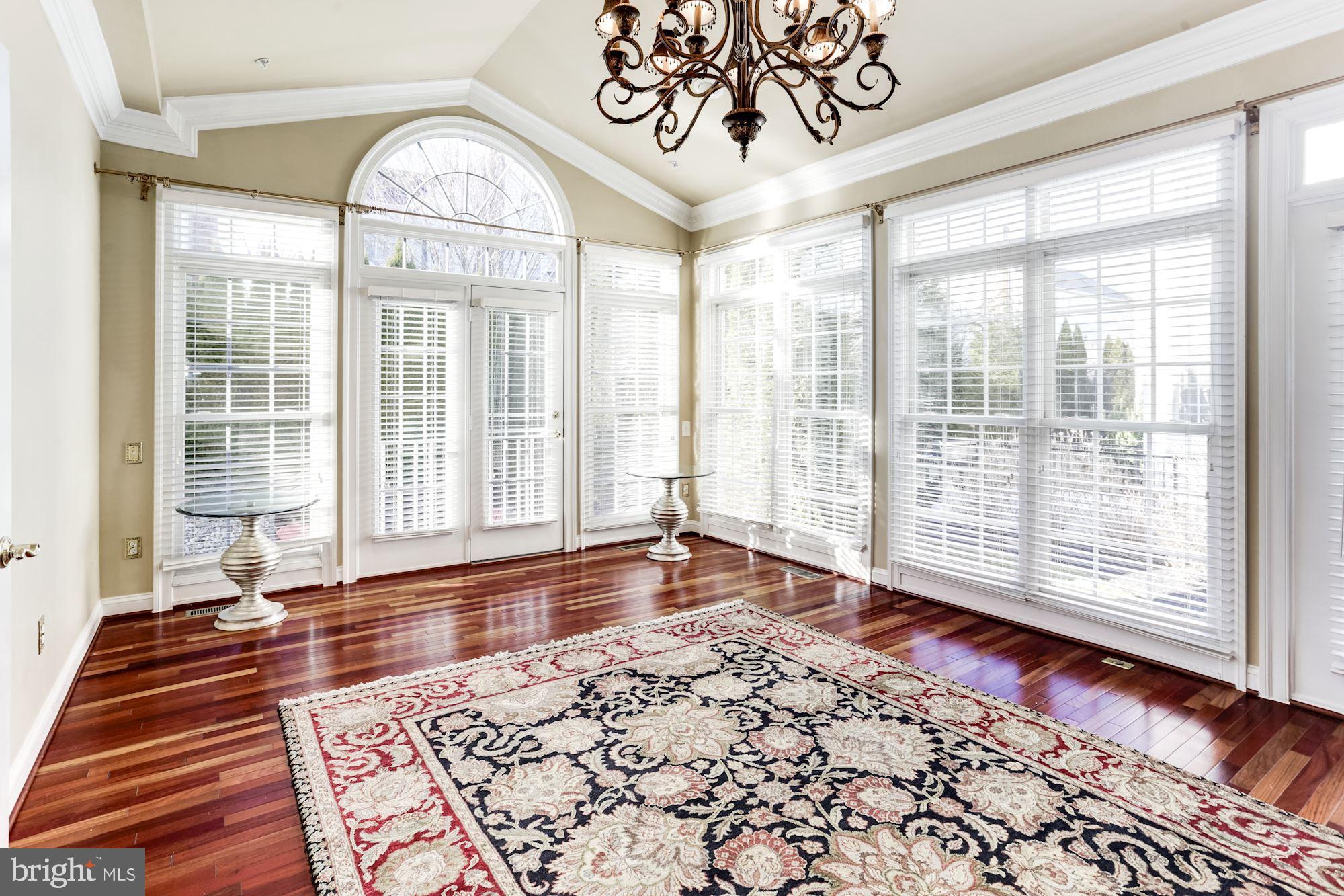 FALLSGROVE - Residential