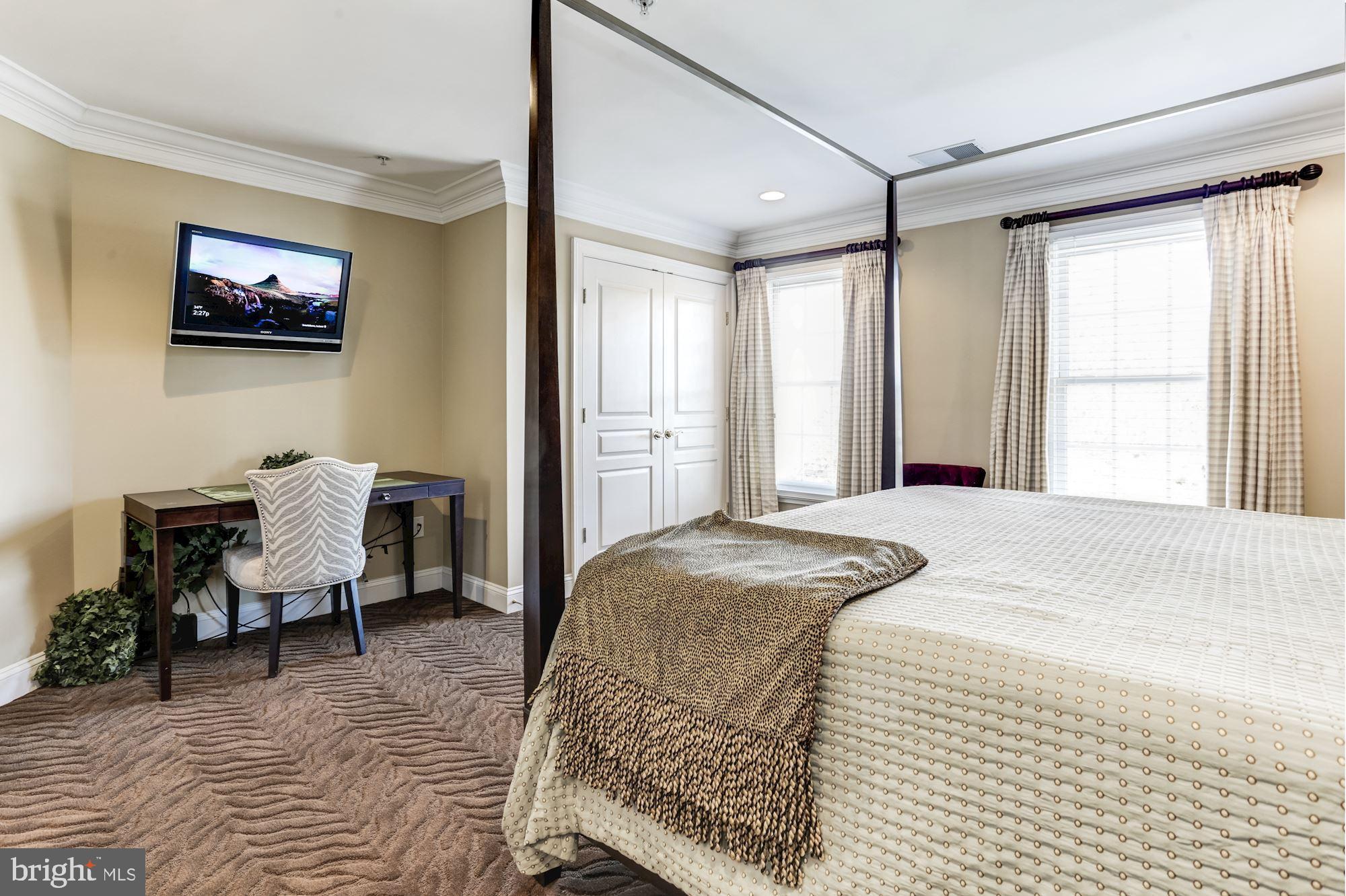 FALLSGROVE - Residential