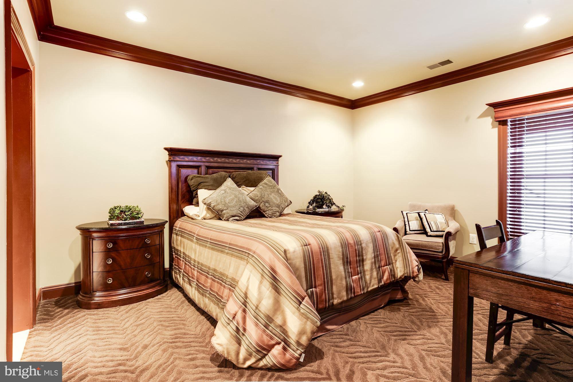 FALLSGROVE - Residential