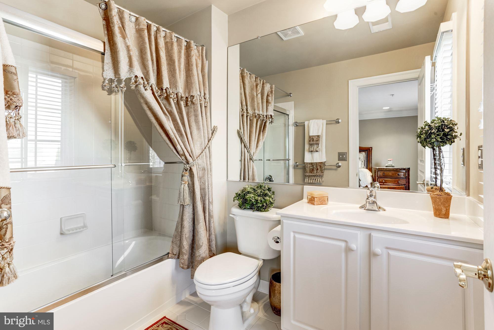 FALLSGROVE - Residential