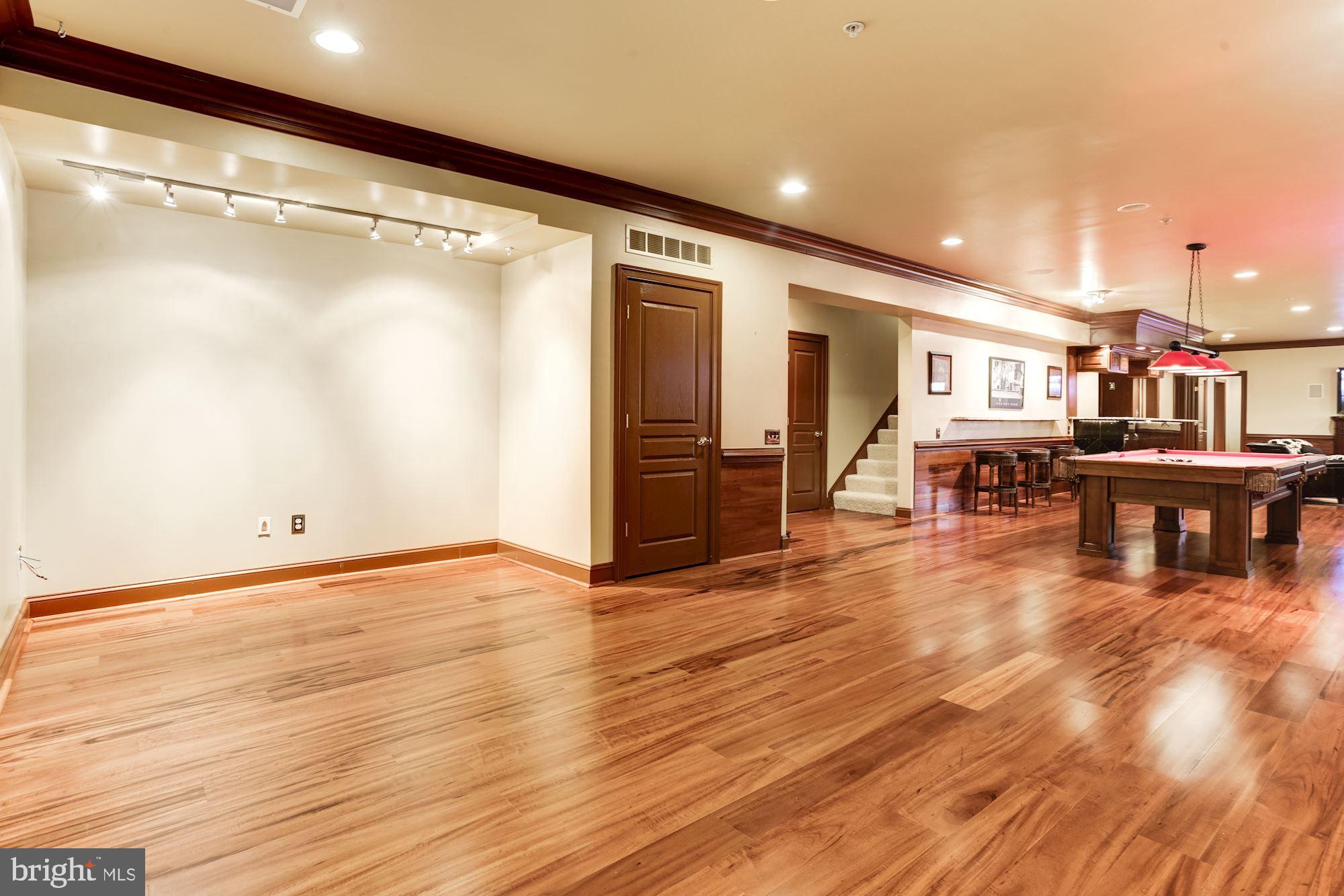 FALLSGROVE - Residential